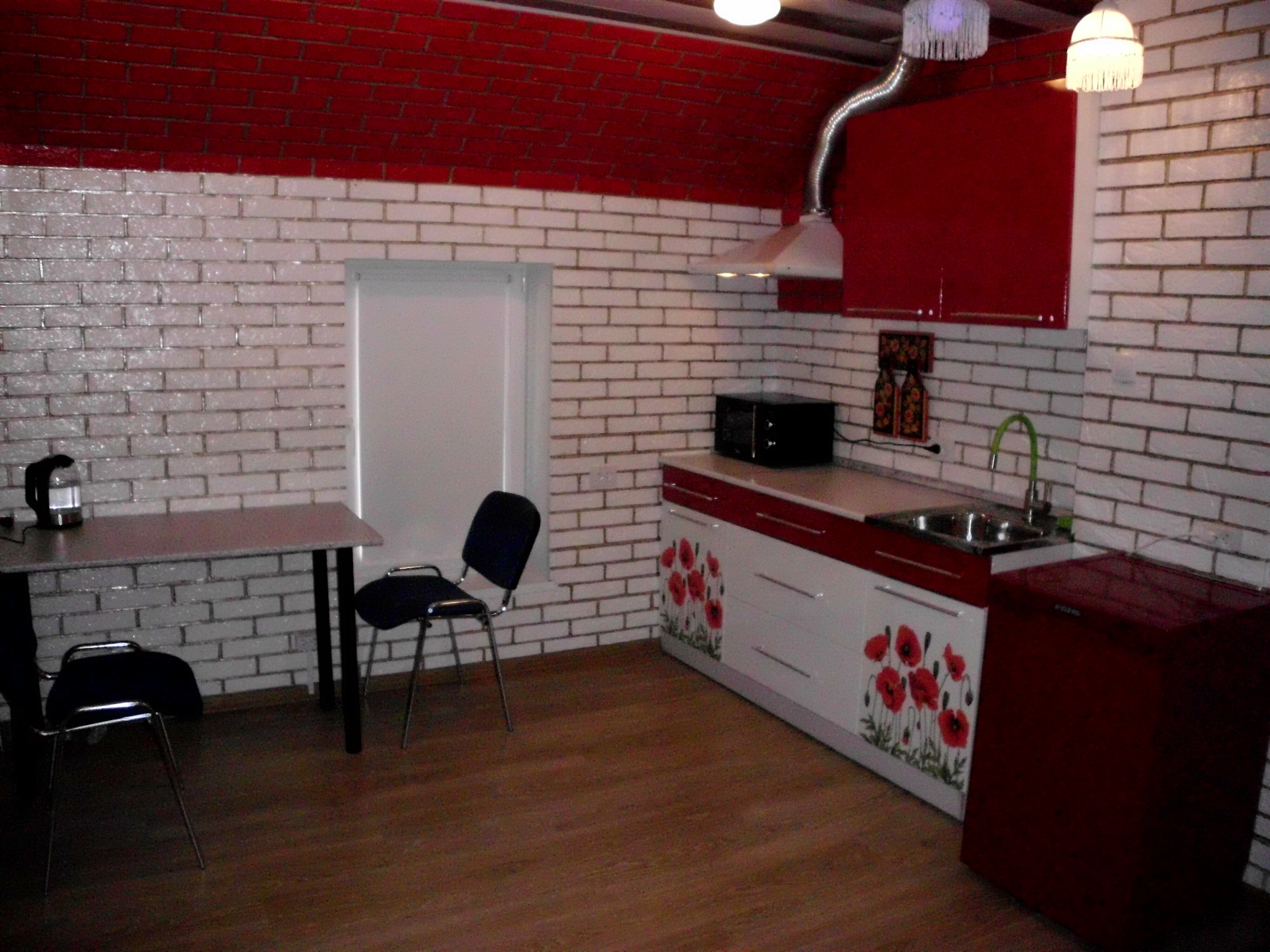 Номер-студия с кроватью размера "king-size" и диван-кроватью