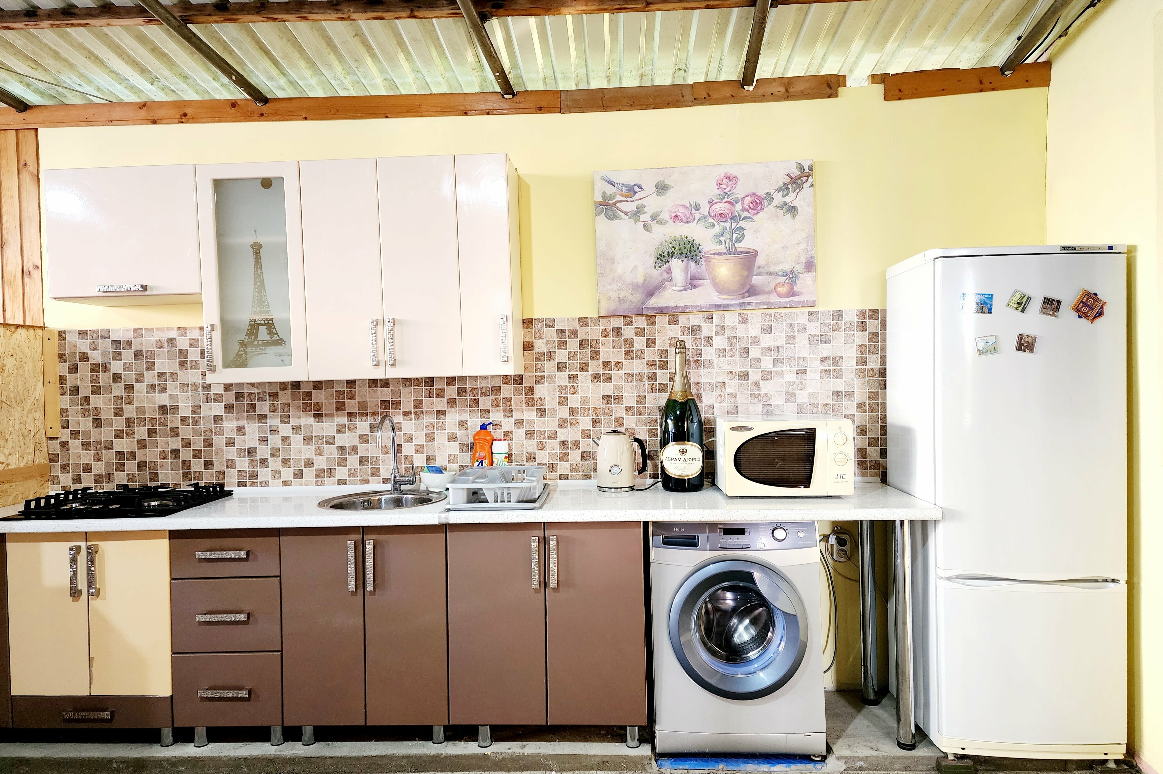 Трехместный номер с видом на бассейн