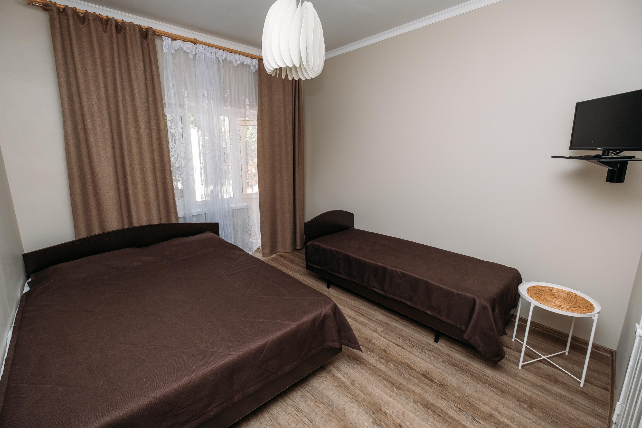 Стандартный двухместный номер с 1 кроватью или 2 отдельными кроватями и балконом