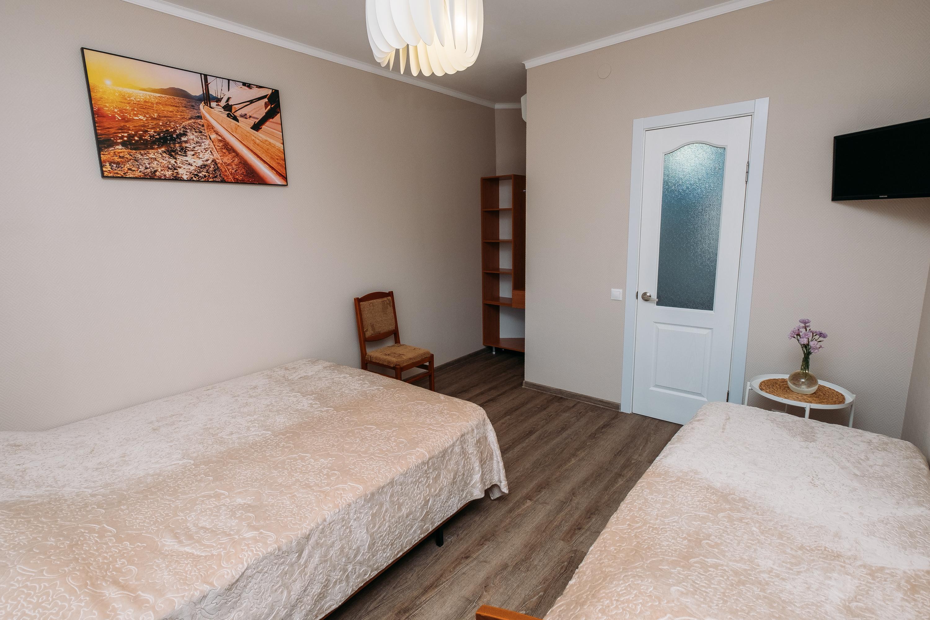 Стандартный двухместный номер с 1 кроватью или 2 отдельными кроватями и балконом