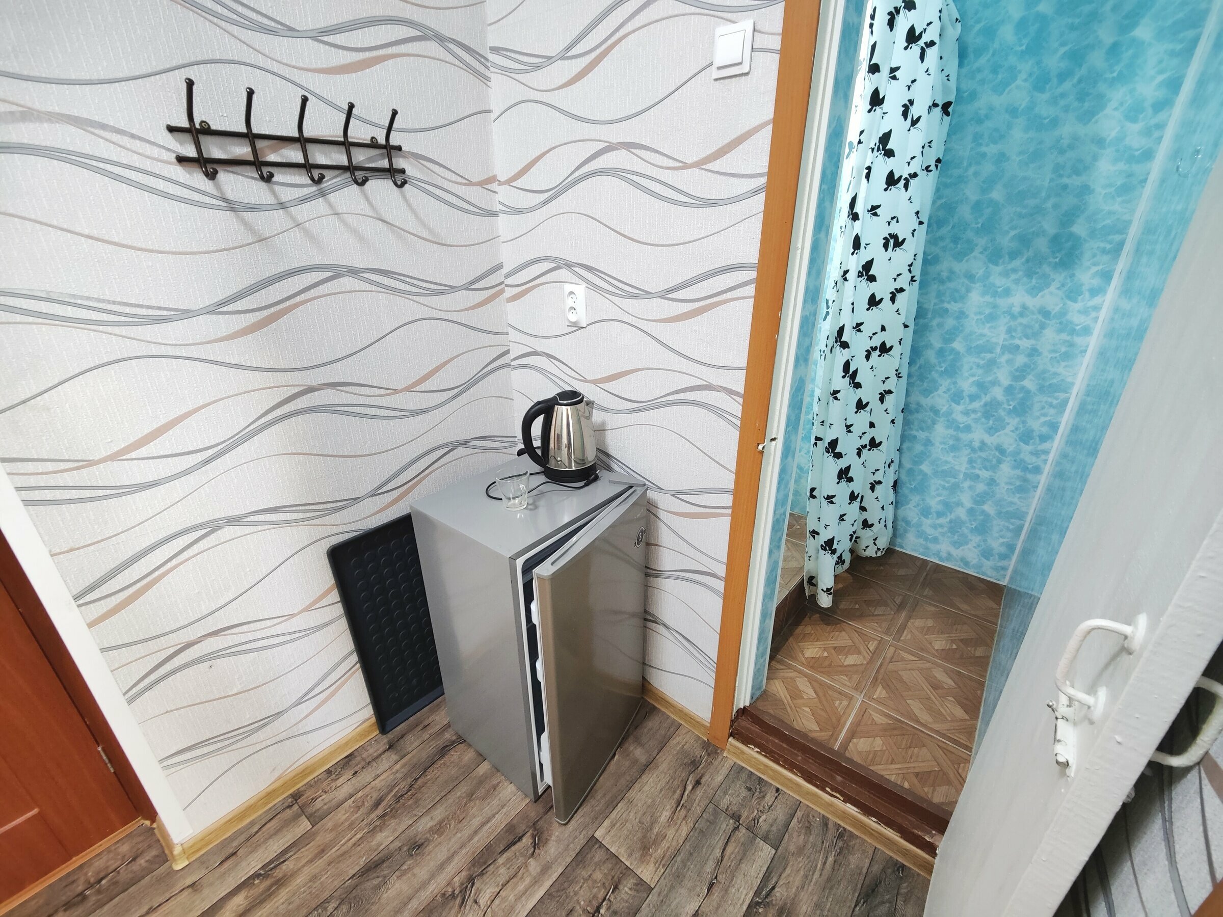 Четырехместный номер с душем