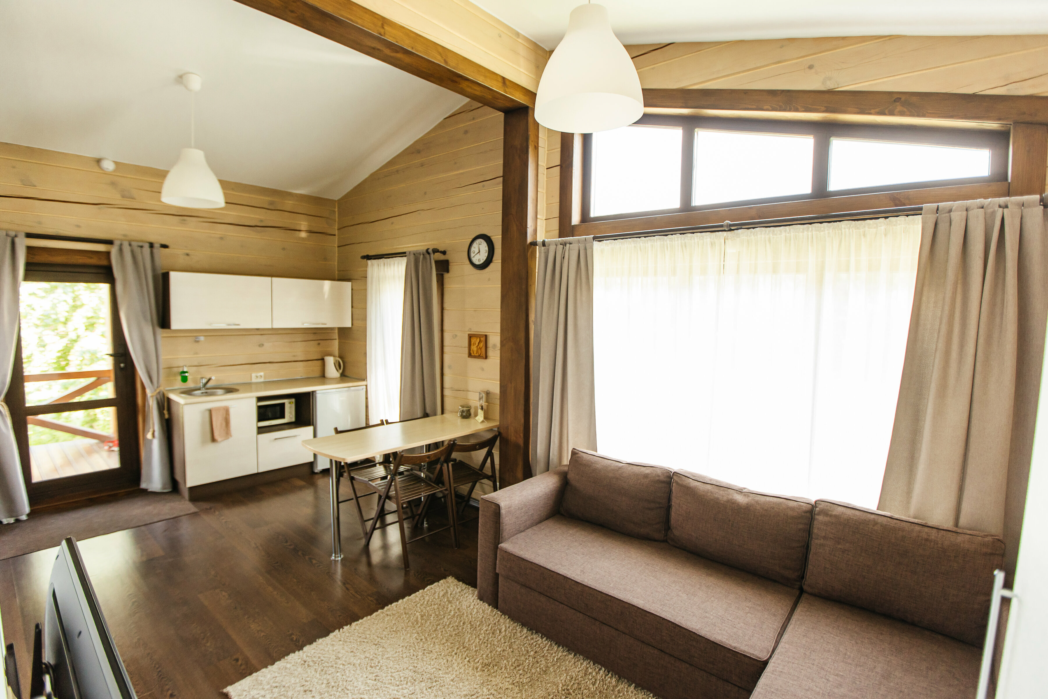 Отдельно стоящий дом-студия с мангальной зоной