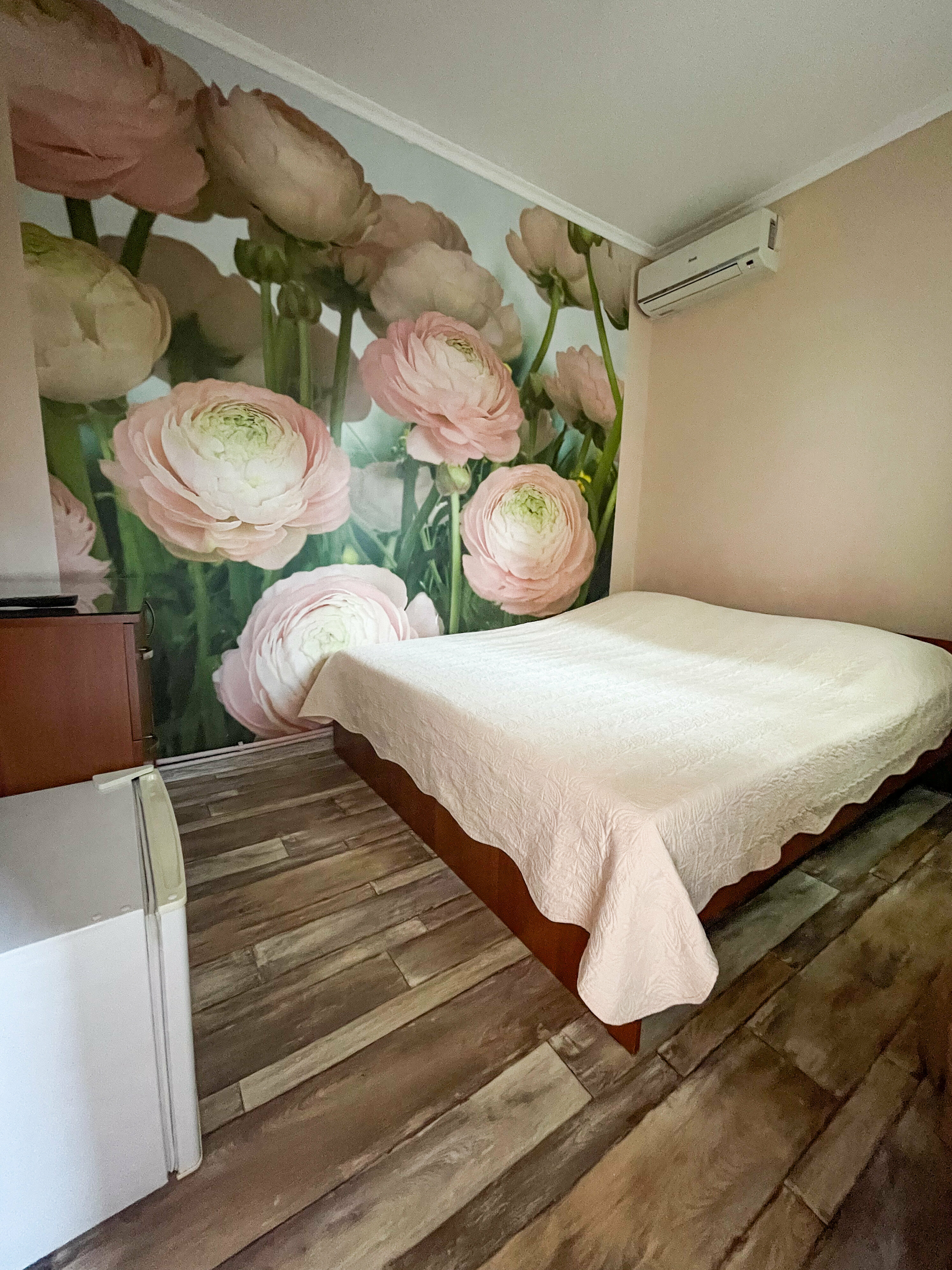 Двухместный номер с 1 кроватью или 2 отдельными кроватями и общей ванной комнатой