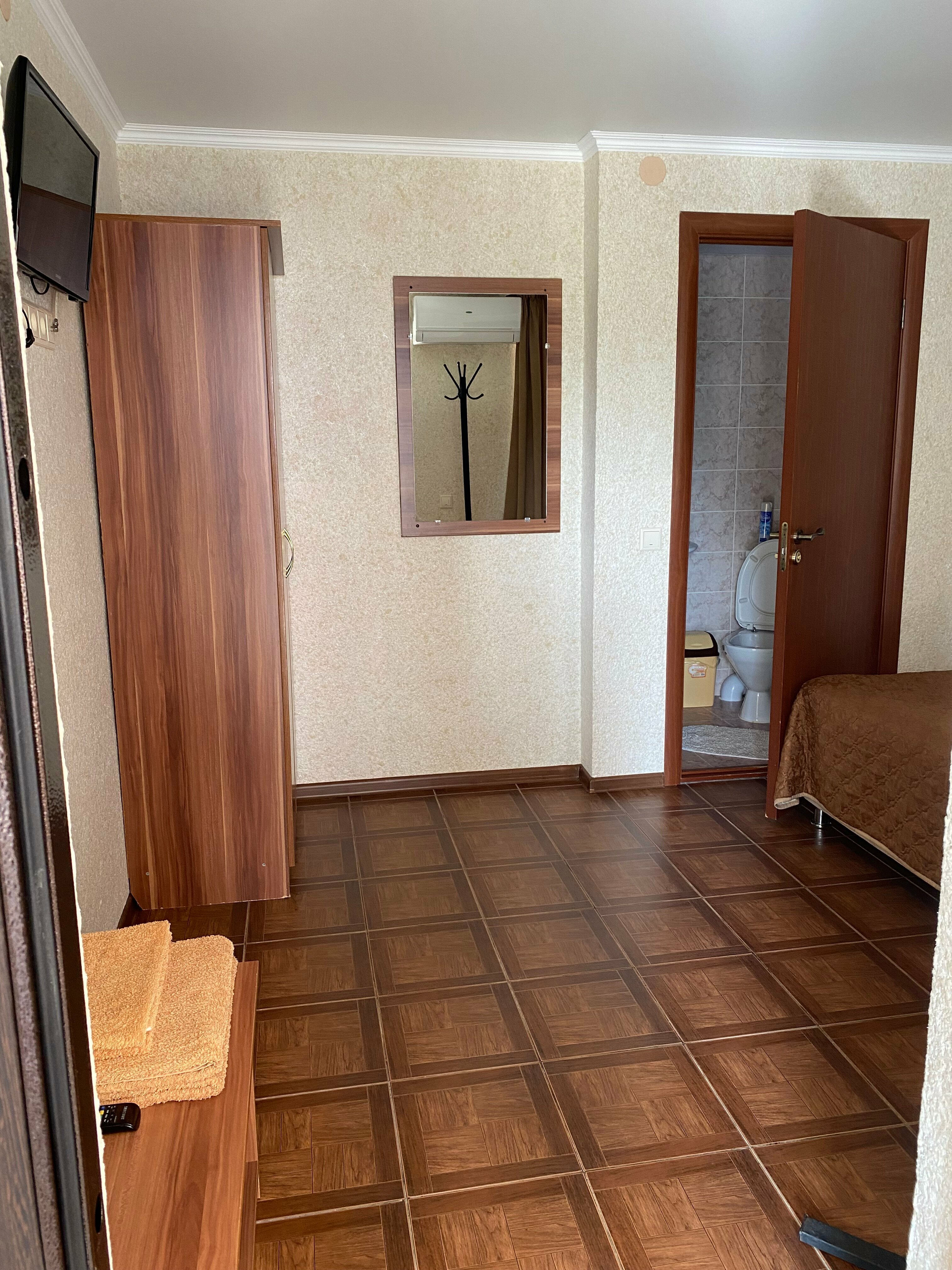 Двухместный с 1 кроватью или 2 отдельными кроватями и душем