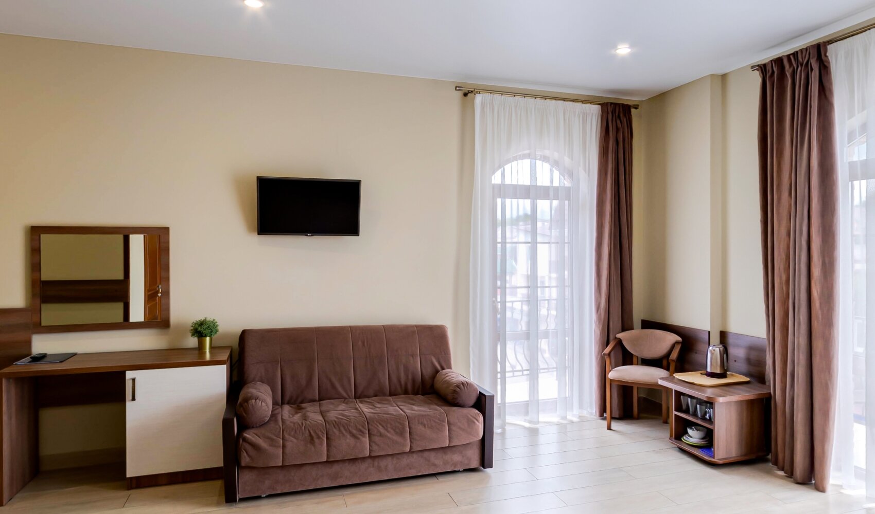 Четырехместный номер с балконом