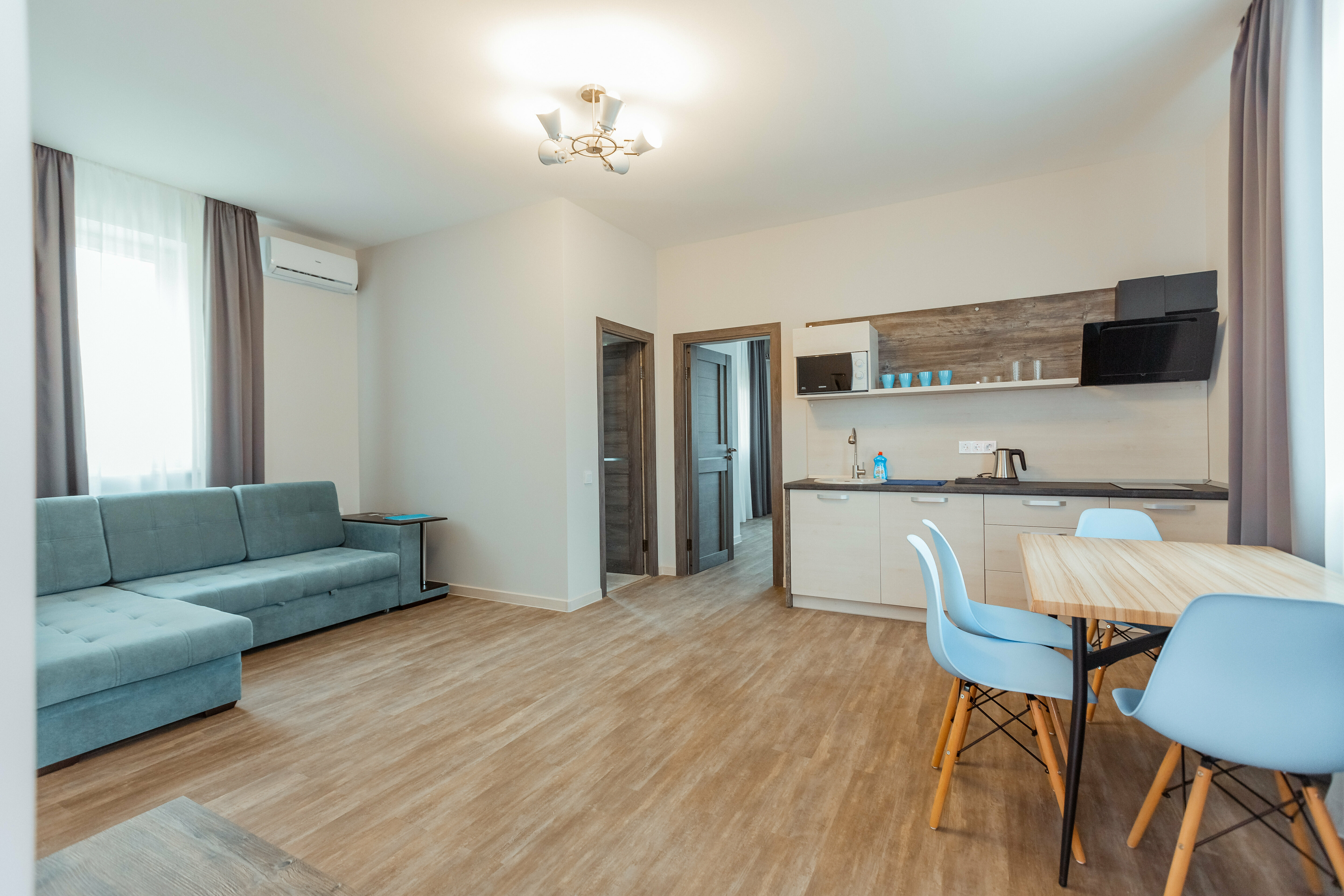 Семейный номер с балконом