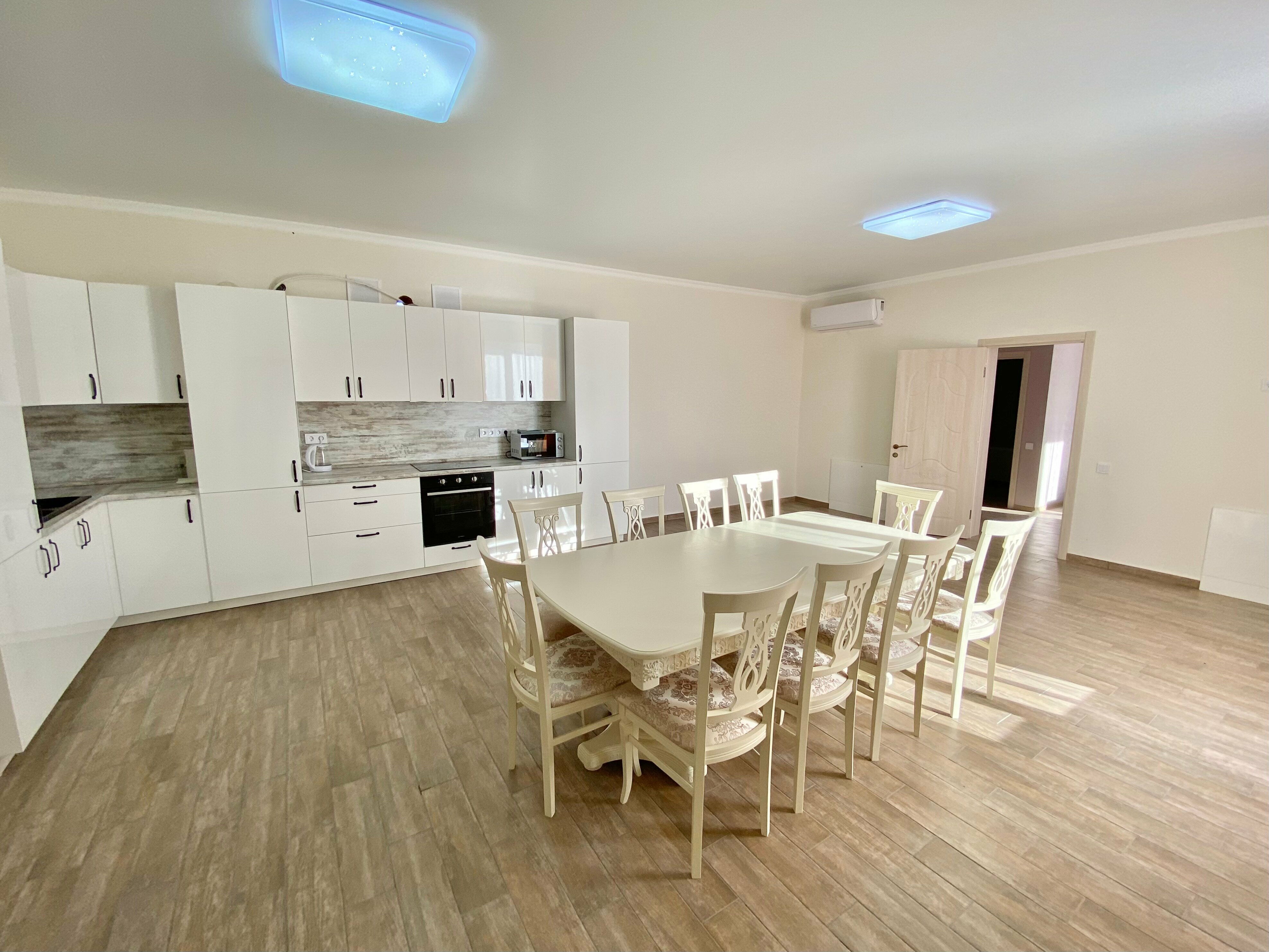 Коттедж "Желтый" для 6х Гостей