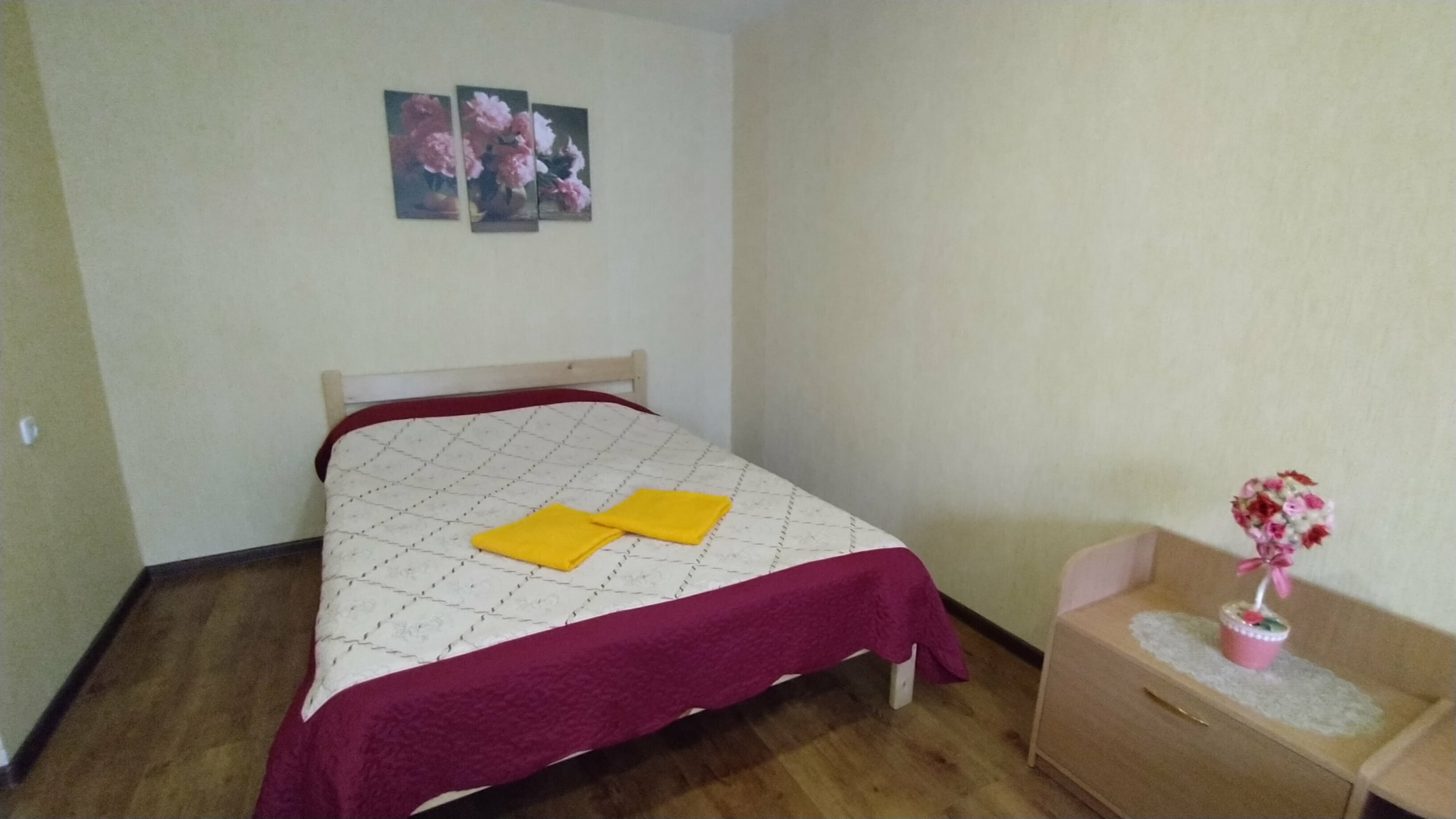 Cемейный номер с собственной ванной комнатой