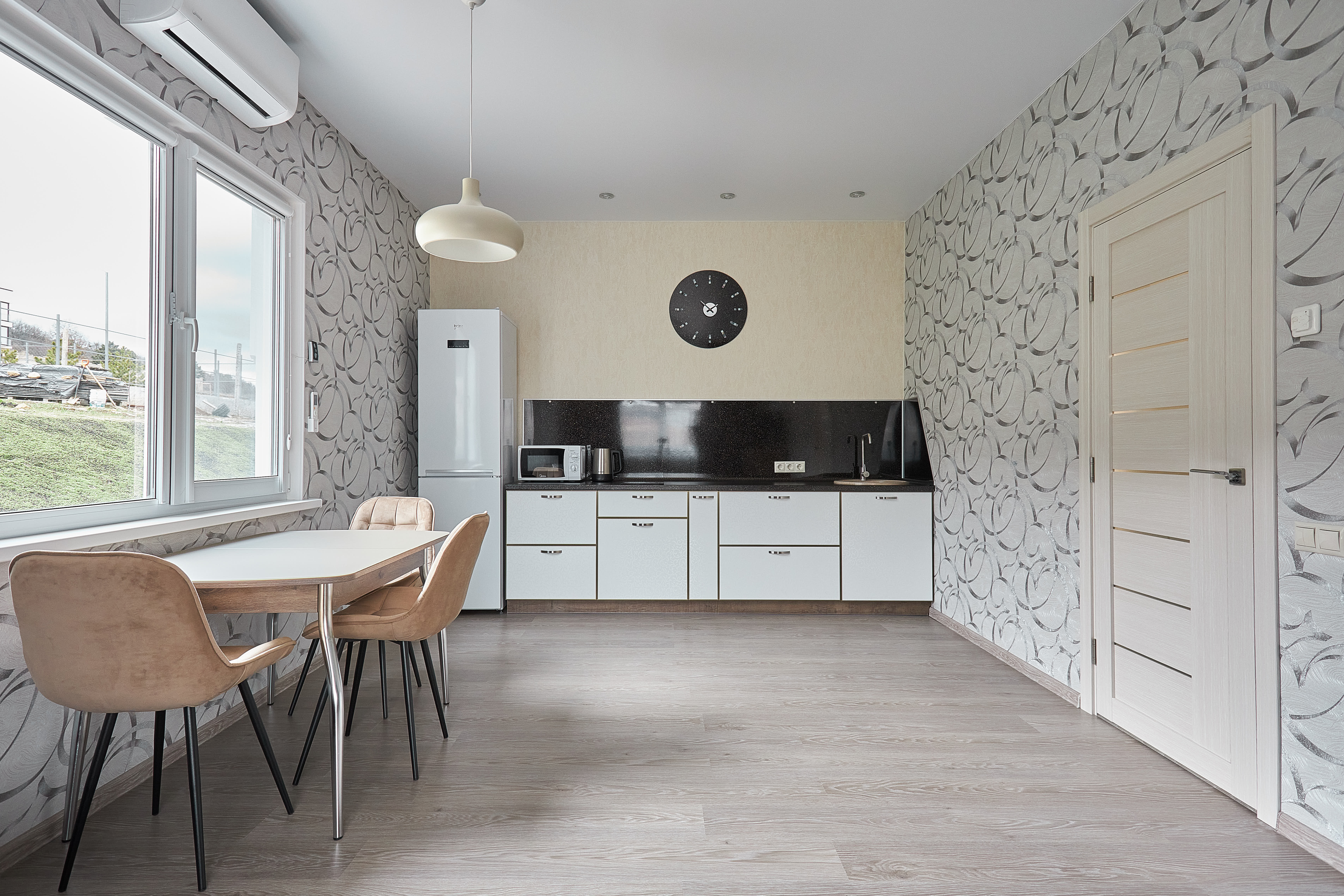 Улучшенные апартаменты