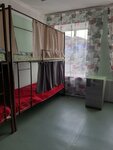 Кровать в общем номере для мужчин в Gorny