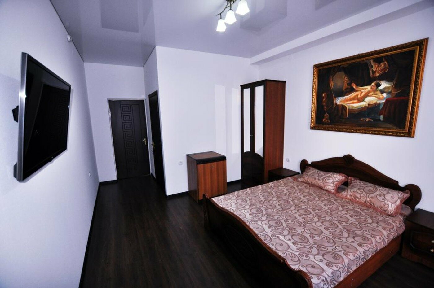 Двухместный номер с 1 кроватью или 2 отдельными кроватями и собственной ванной комнатой