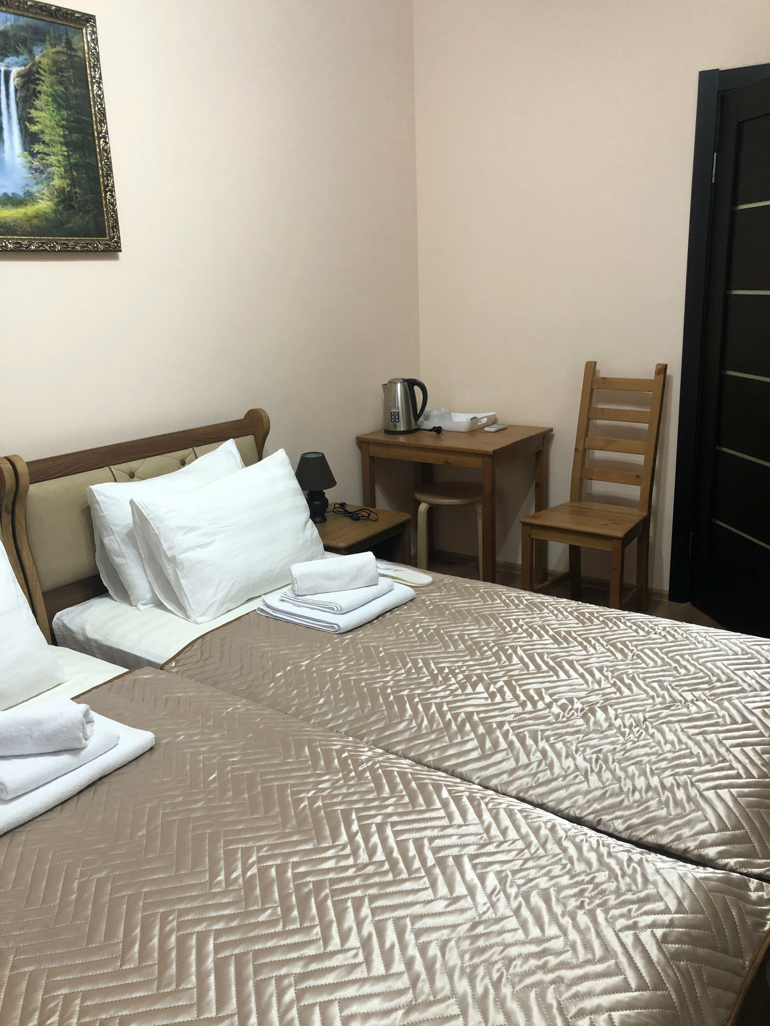 Двухкомнатный четырехместный номер Делюкс №7