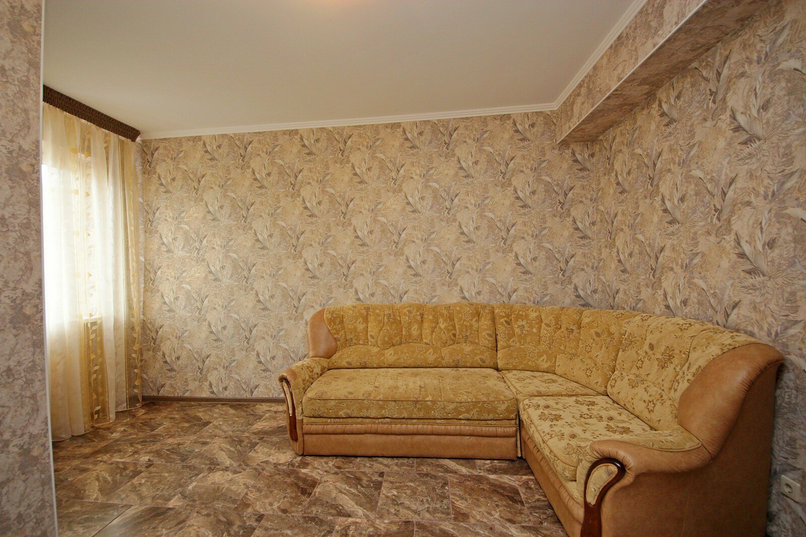 Люкс с видом на бассейн