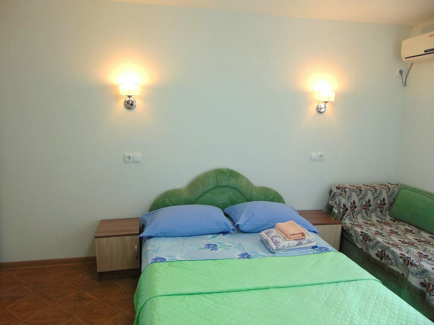 Апартаменты с балконом