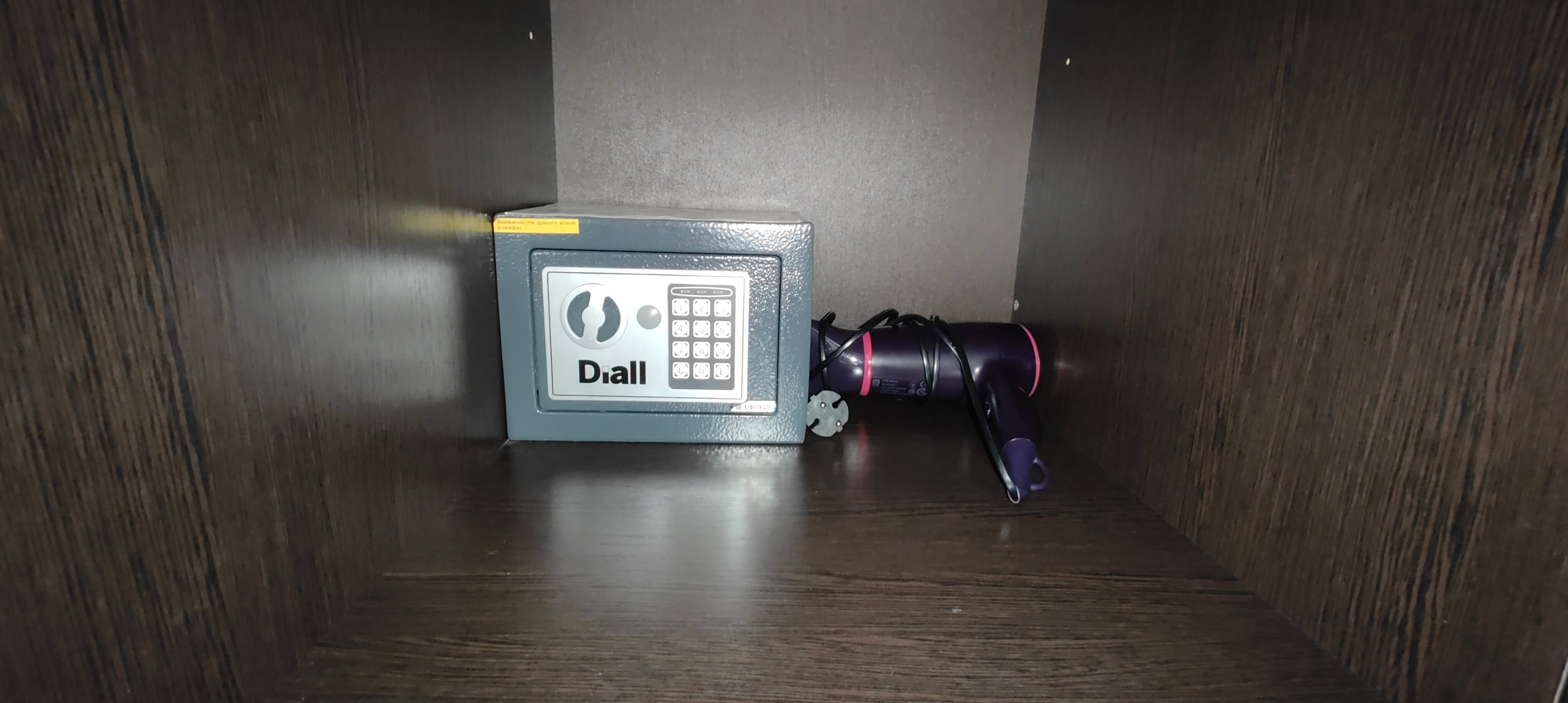 Трехместный номер с балконом