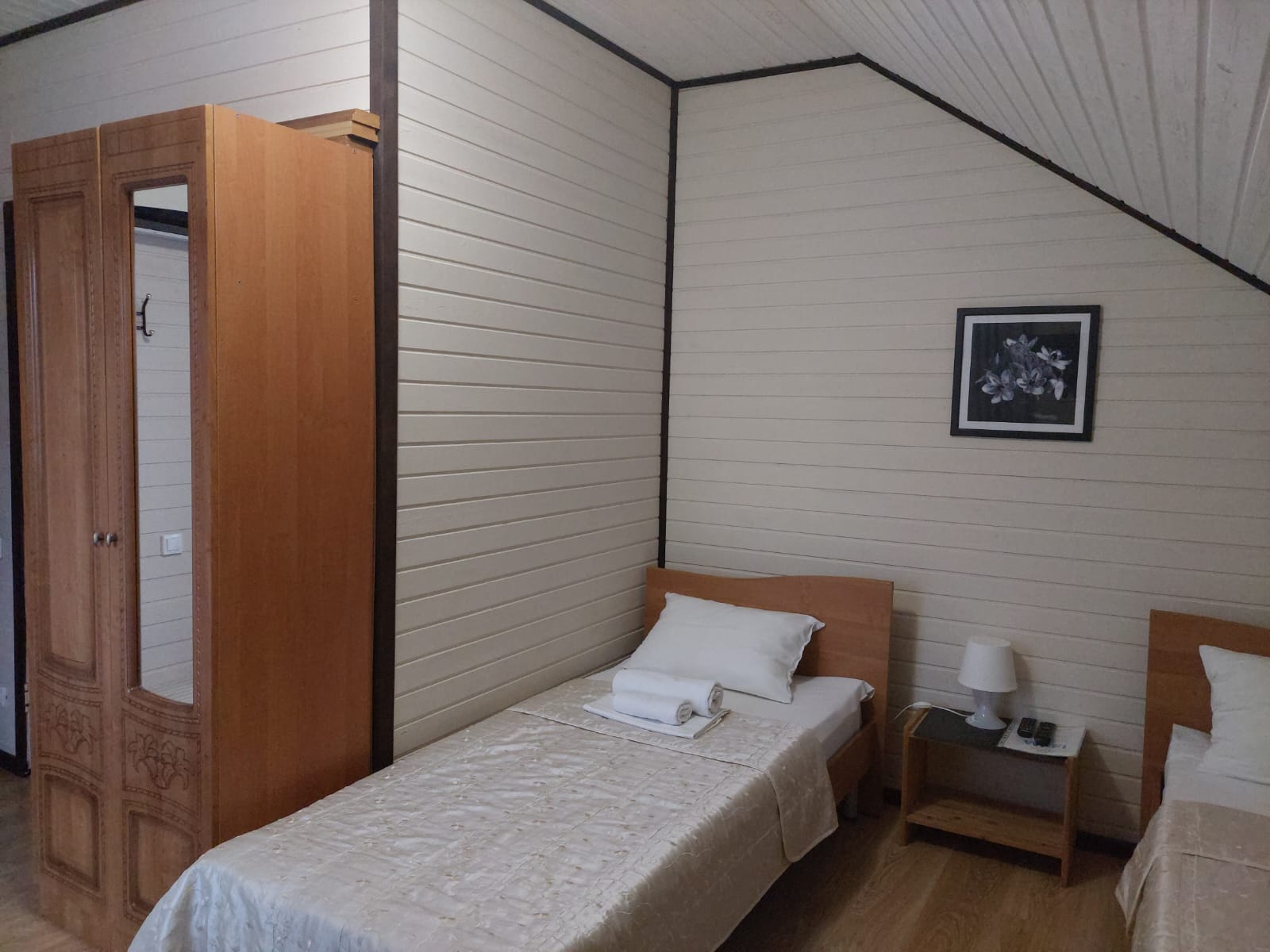 Двухместный номер с 2 отдельными кроватями и балконом