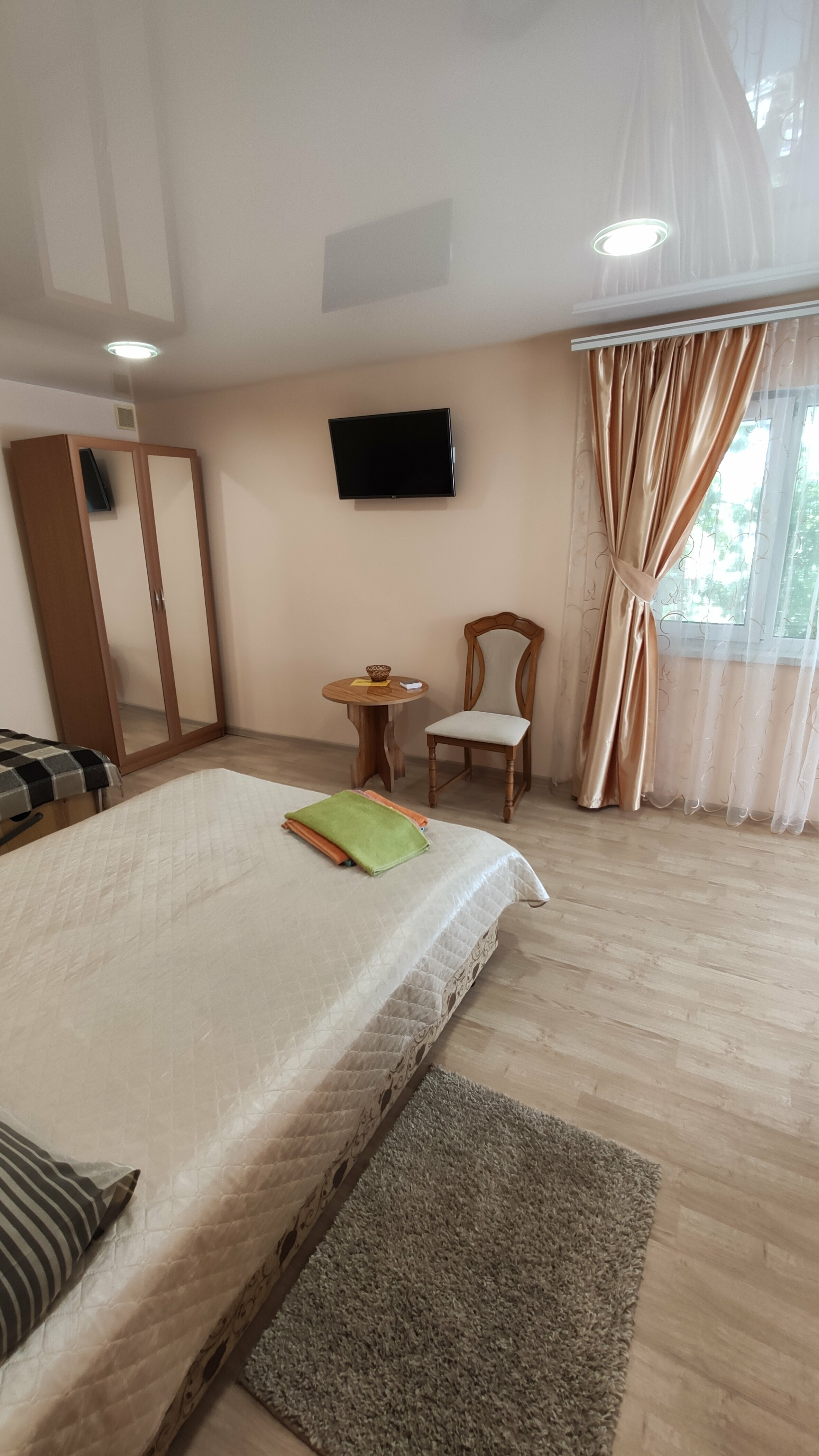 Стандартный трехместный номер