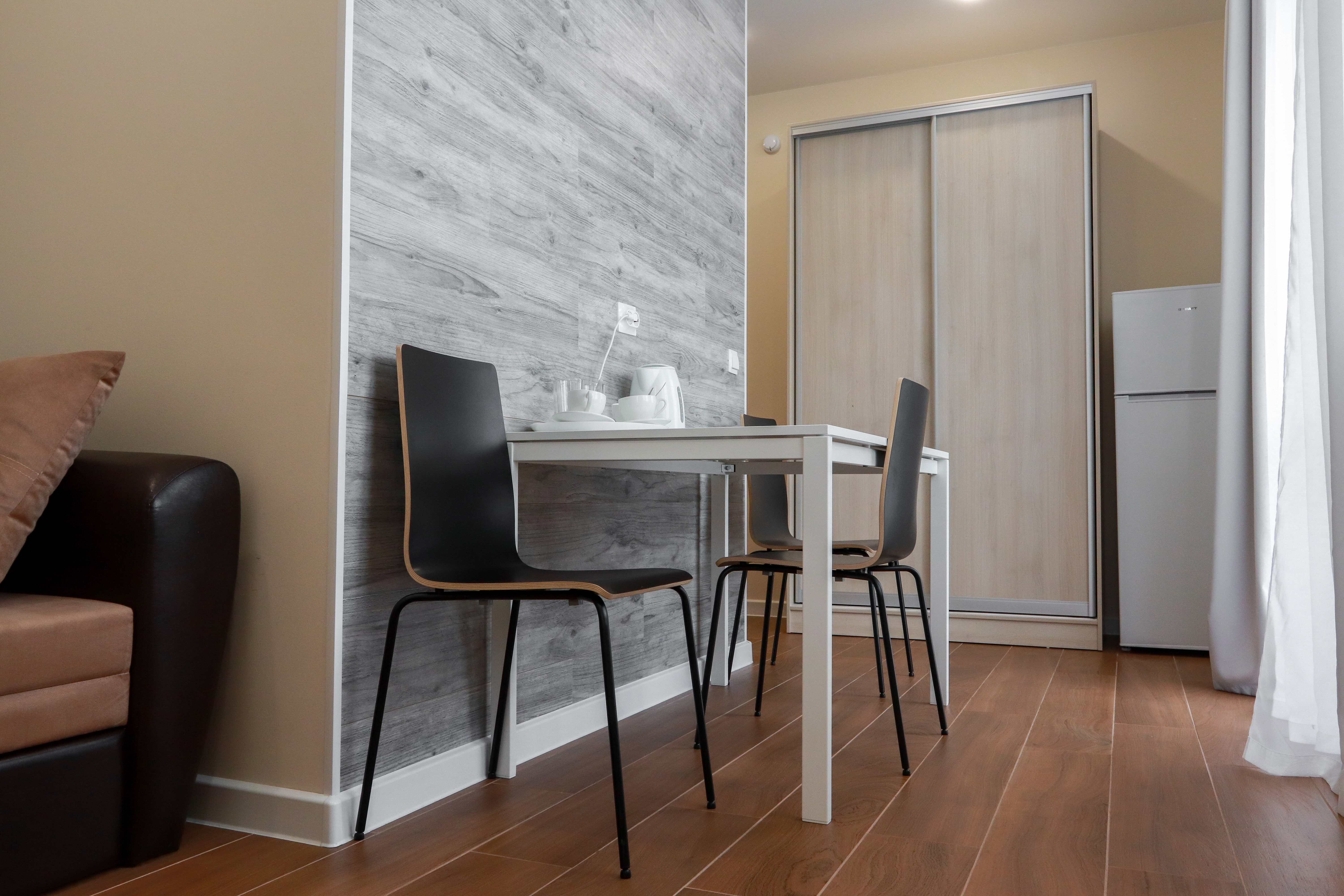 Трехместный номер с видом на горы