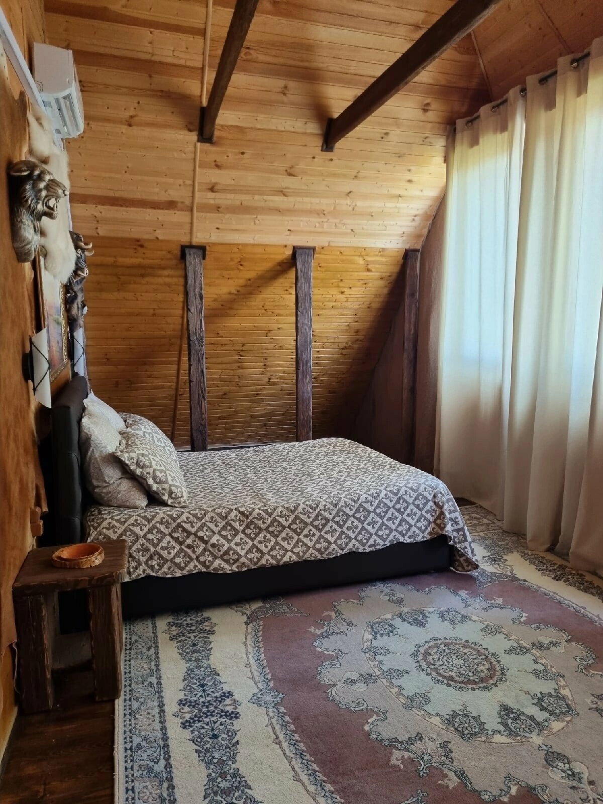 Двухуровневые трёхкомнатные апартаменты "Викинги"