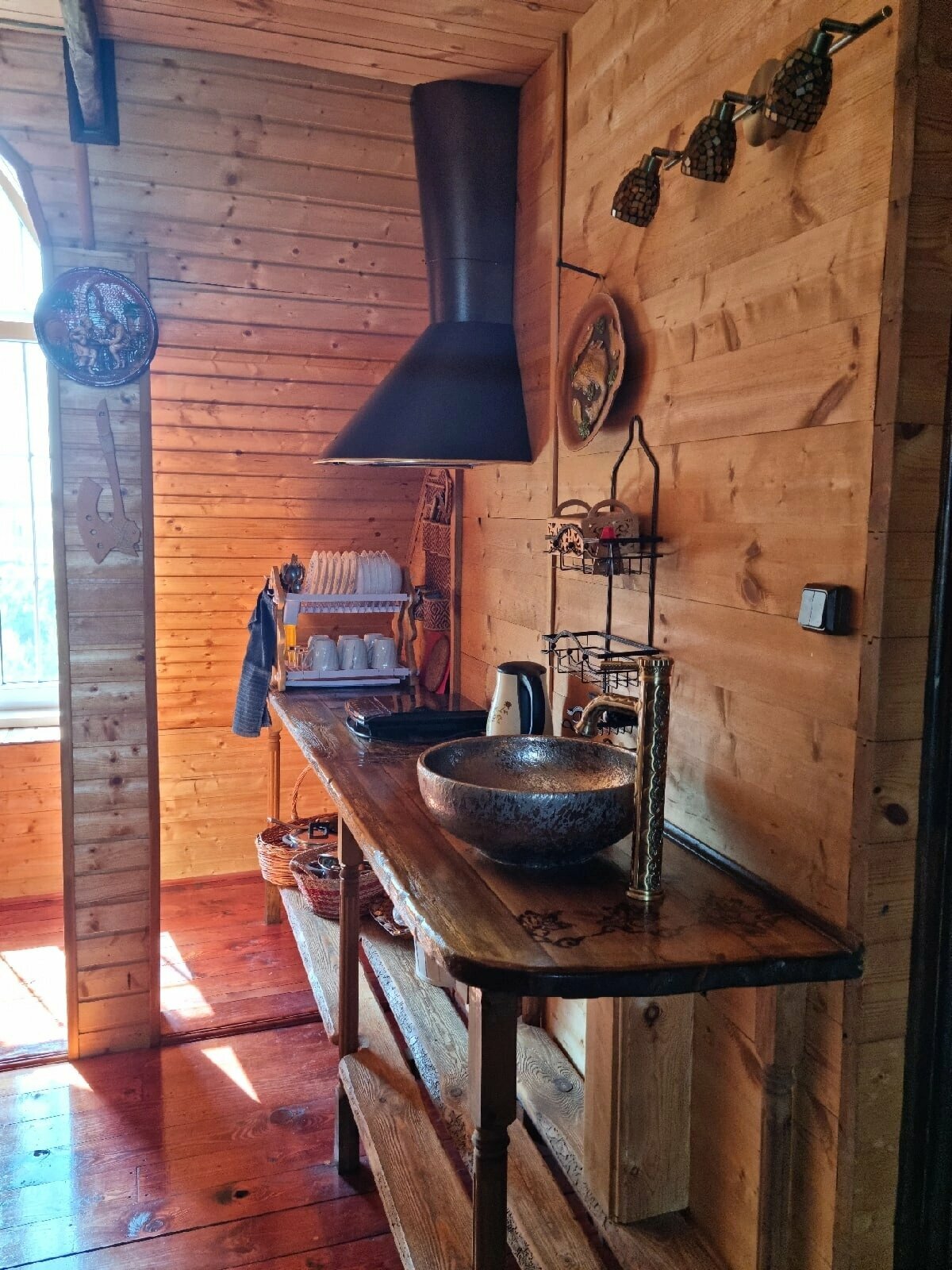 Двухуровневые трёхкомнатные апартаменты "Викинги"