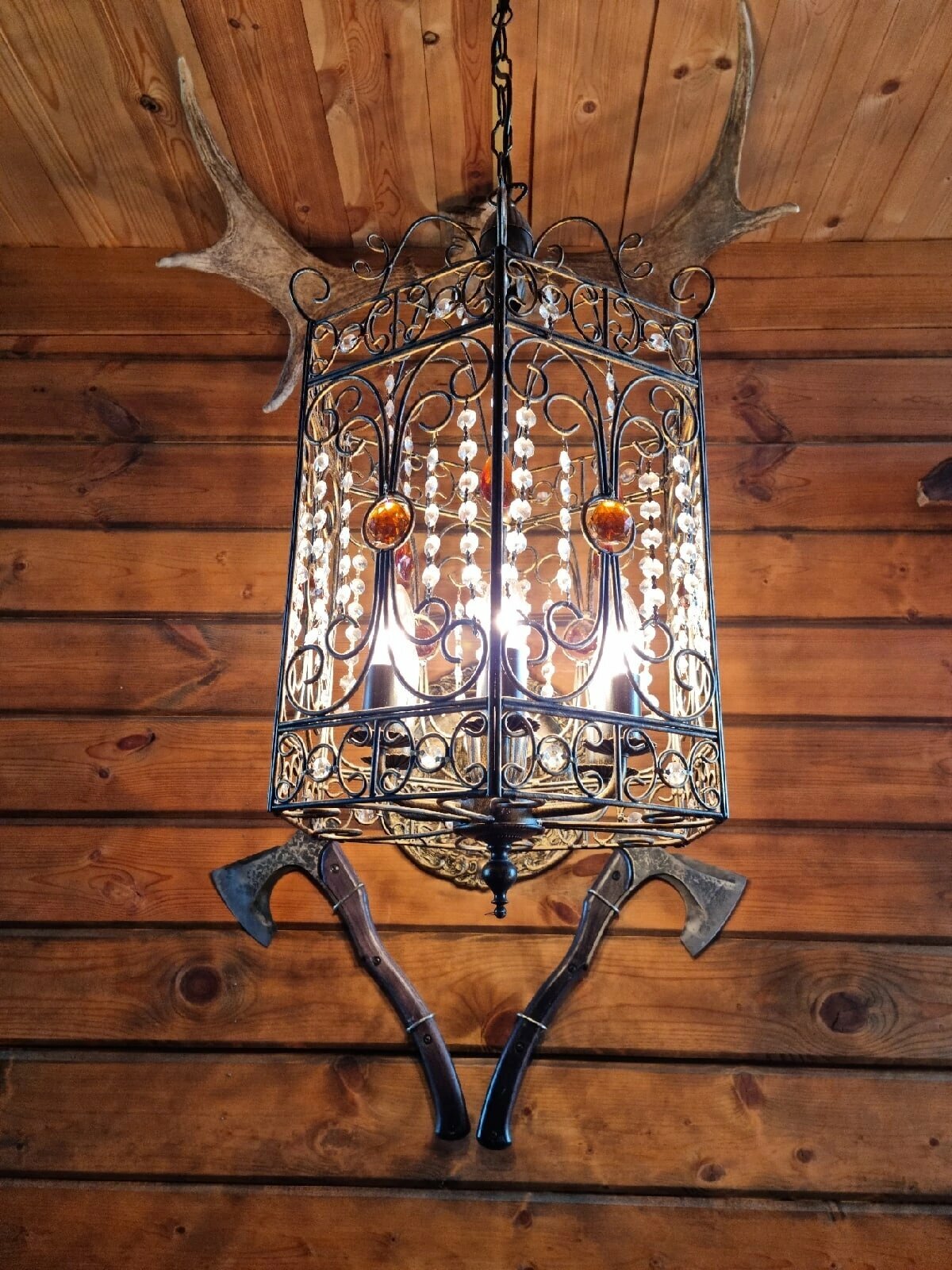 Двухуровневые трёхкомнатные апартаменты "Викинги"