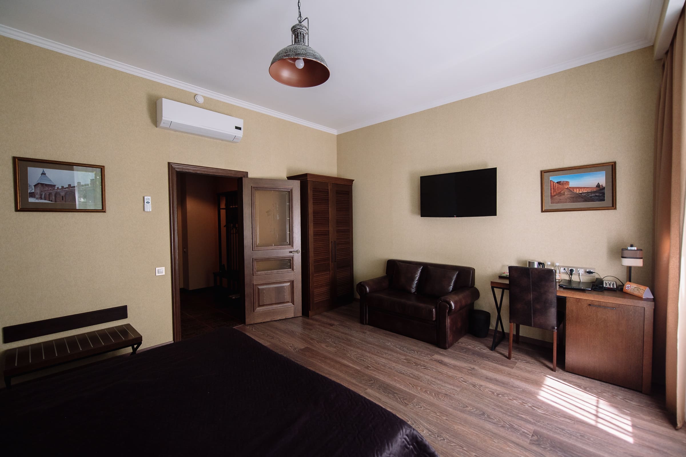 Номер Делюкс