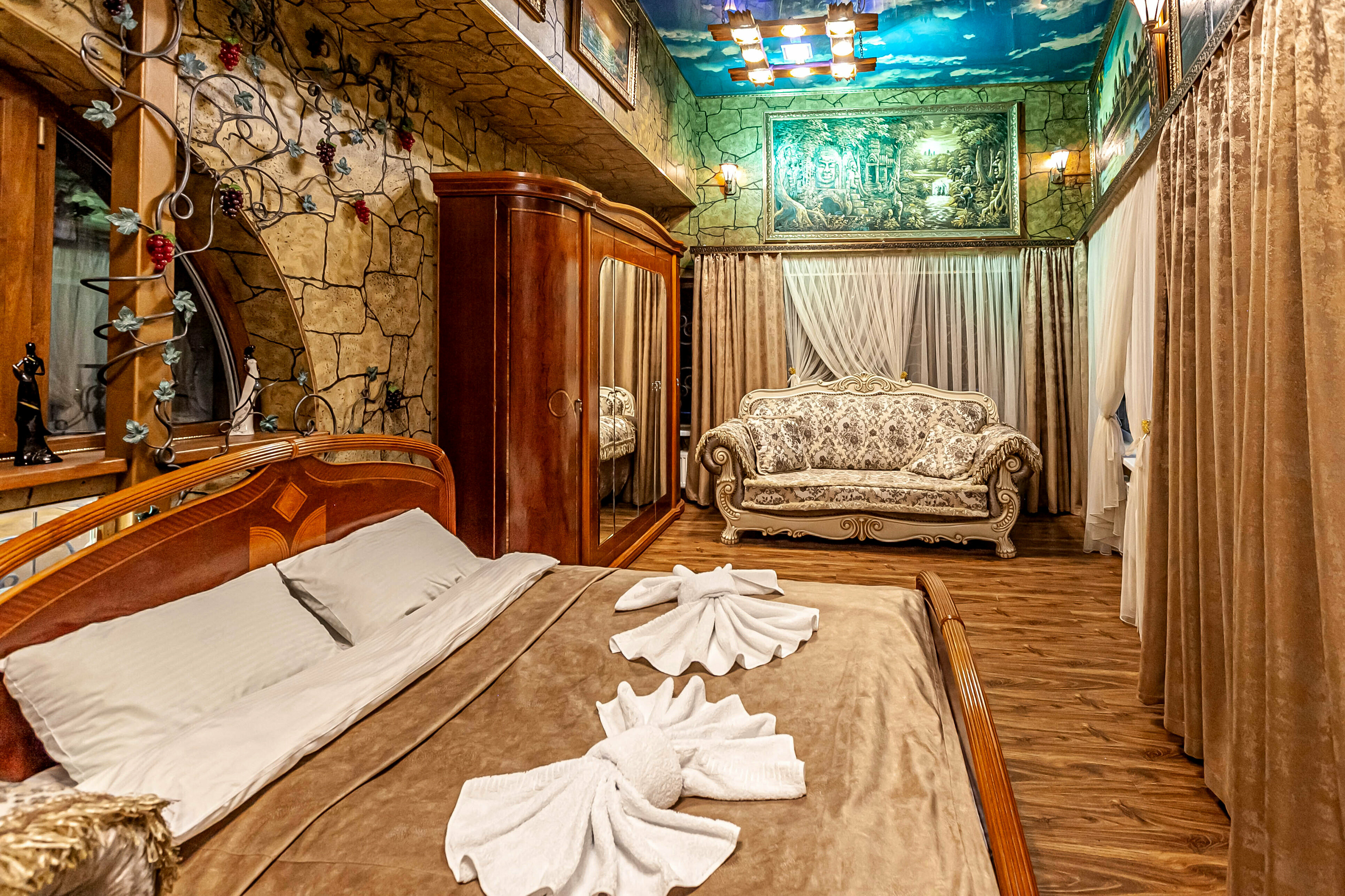 Трехместный номер эконом-класса