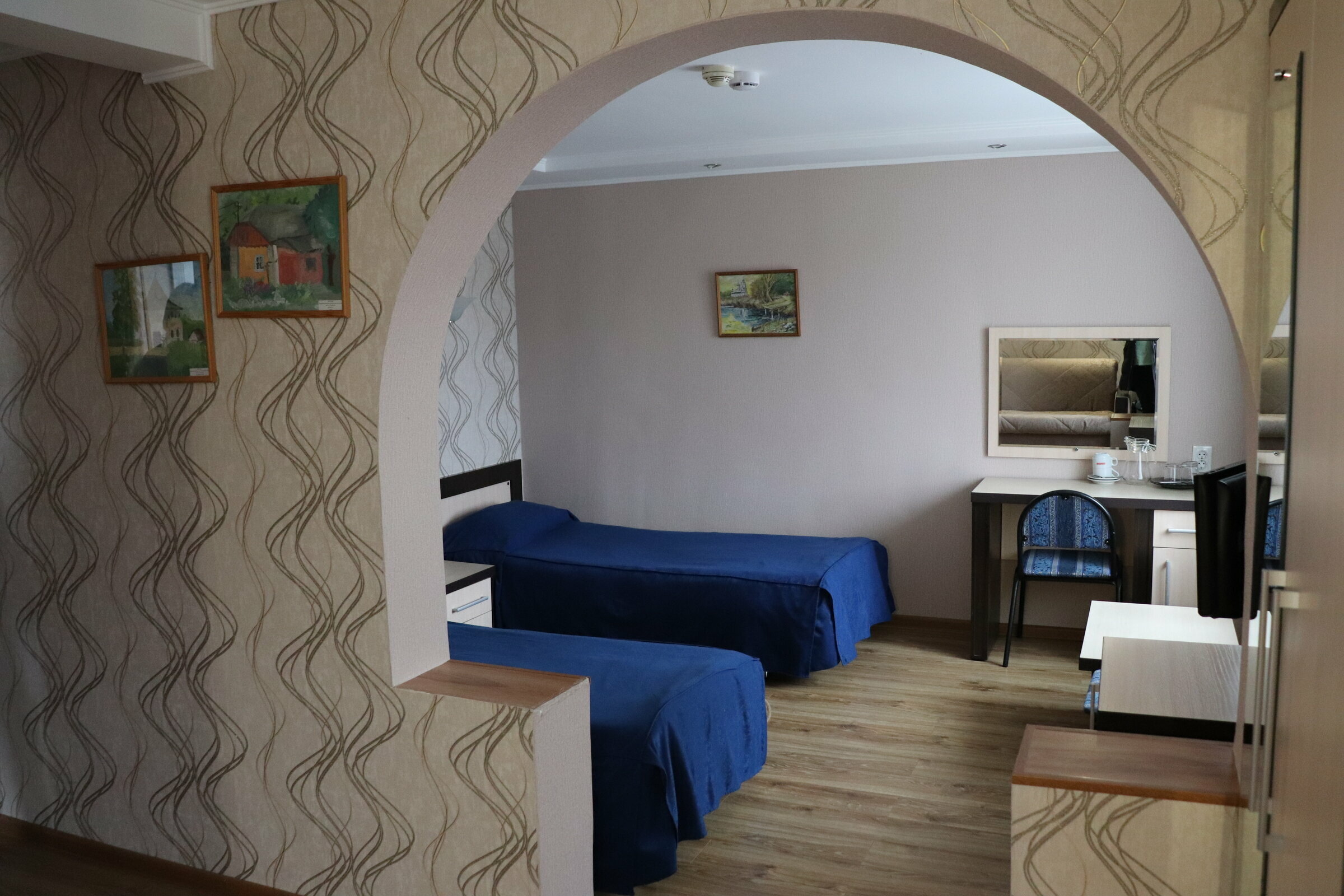 Улучшенный двухместный номер с 2 отдельными кроватями