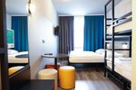 Семейный номер (for 2 adults and 2 children) в A&o Köln Neumarkt