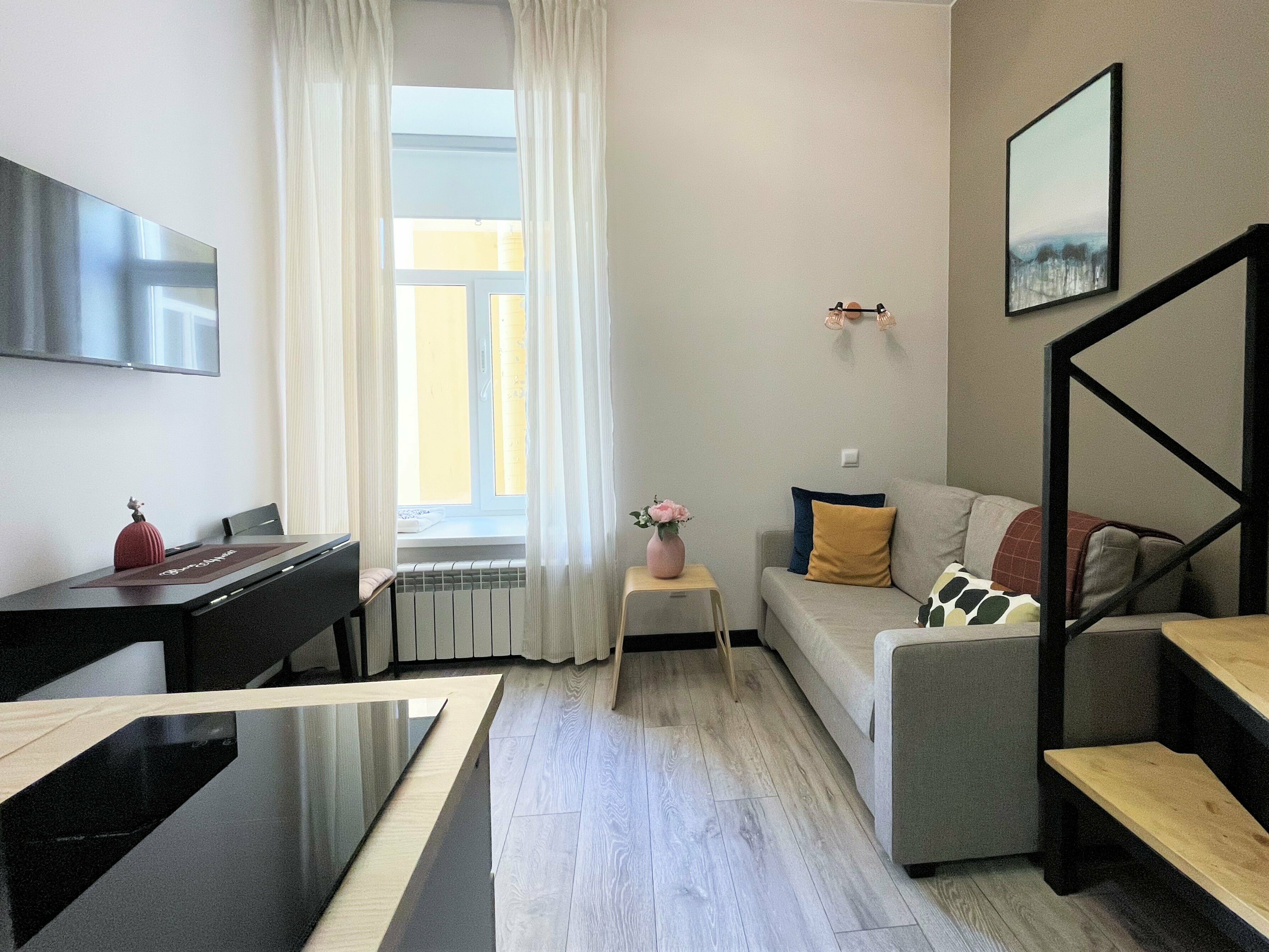 Двухуровневый номер-студия