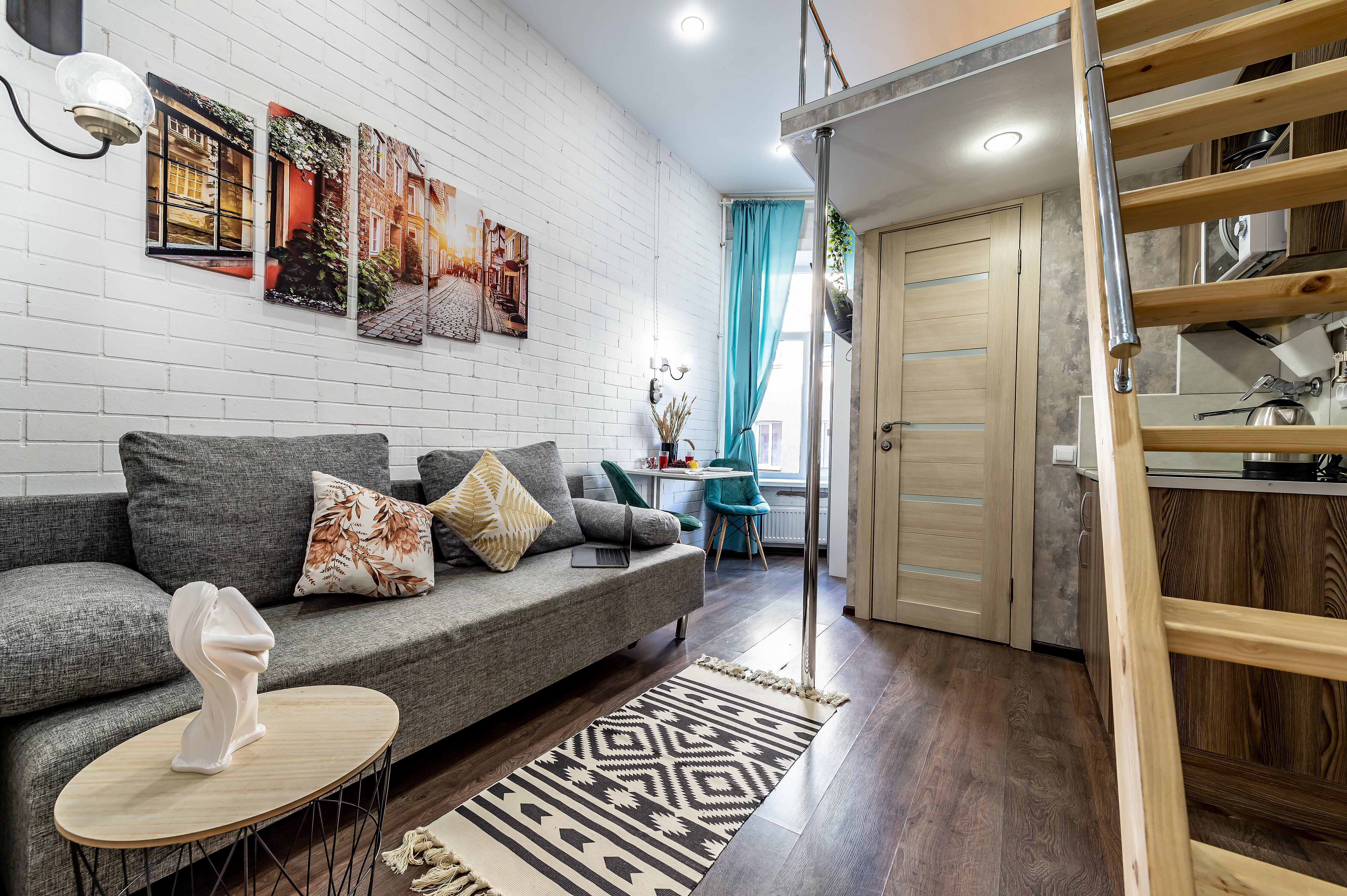 Двухуровневый четырёхместный  номер стандарт  с кухней на ул Гороховая