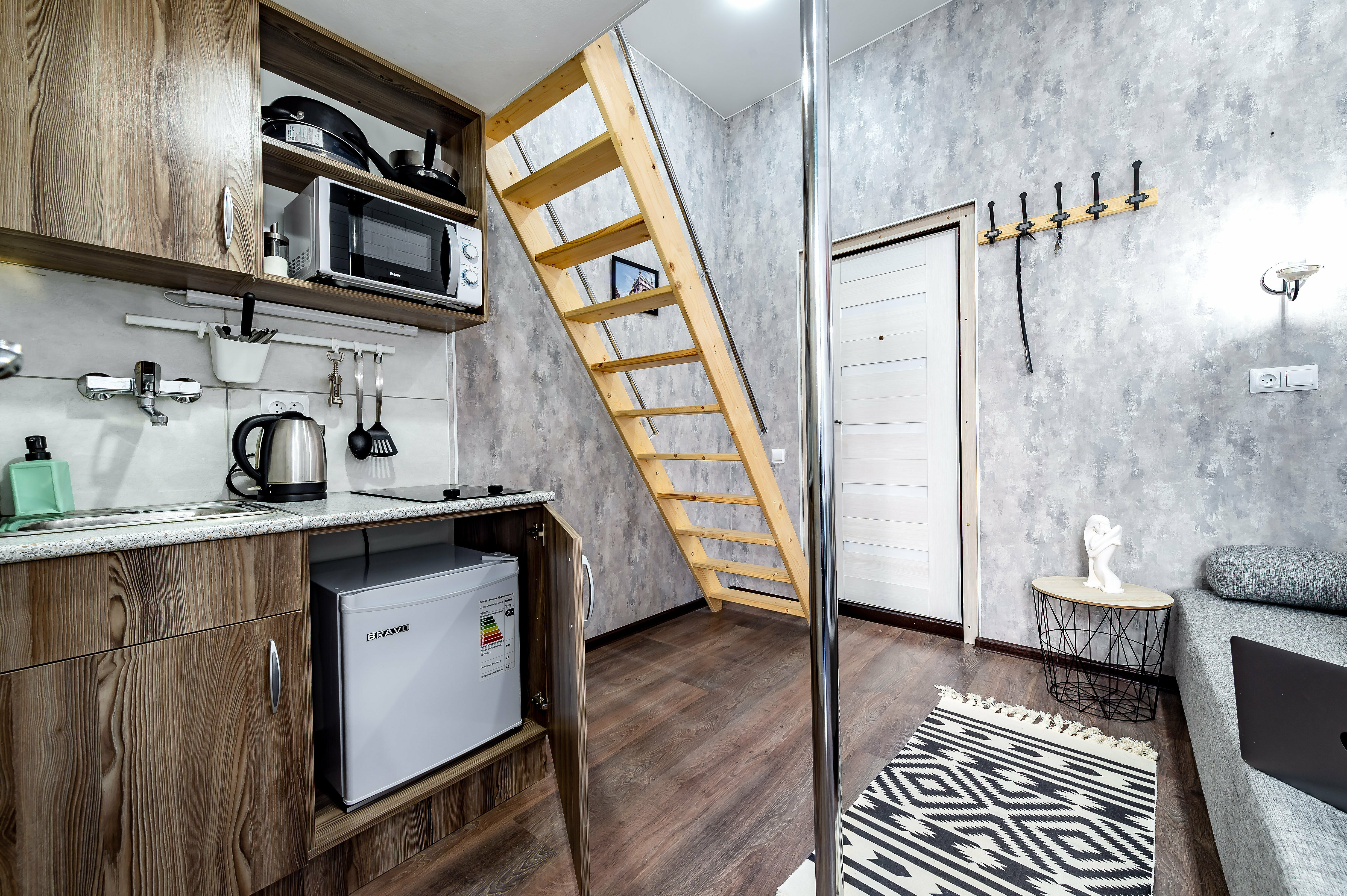 Двухуровневый четырёхместный  номер стандарт  с кухней на ул Гороховая