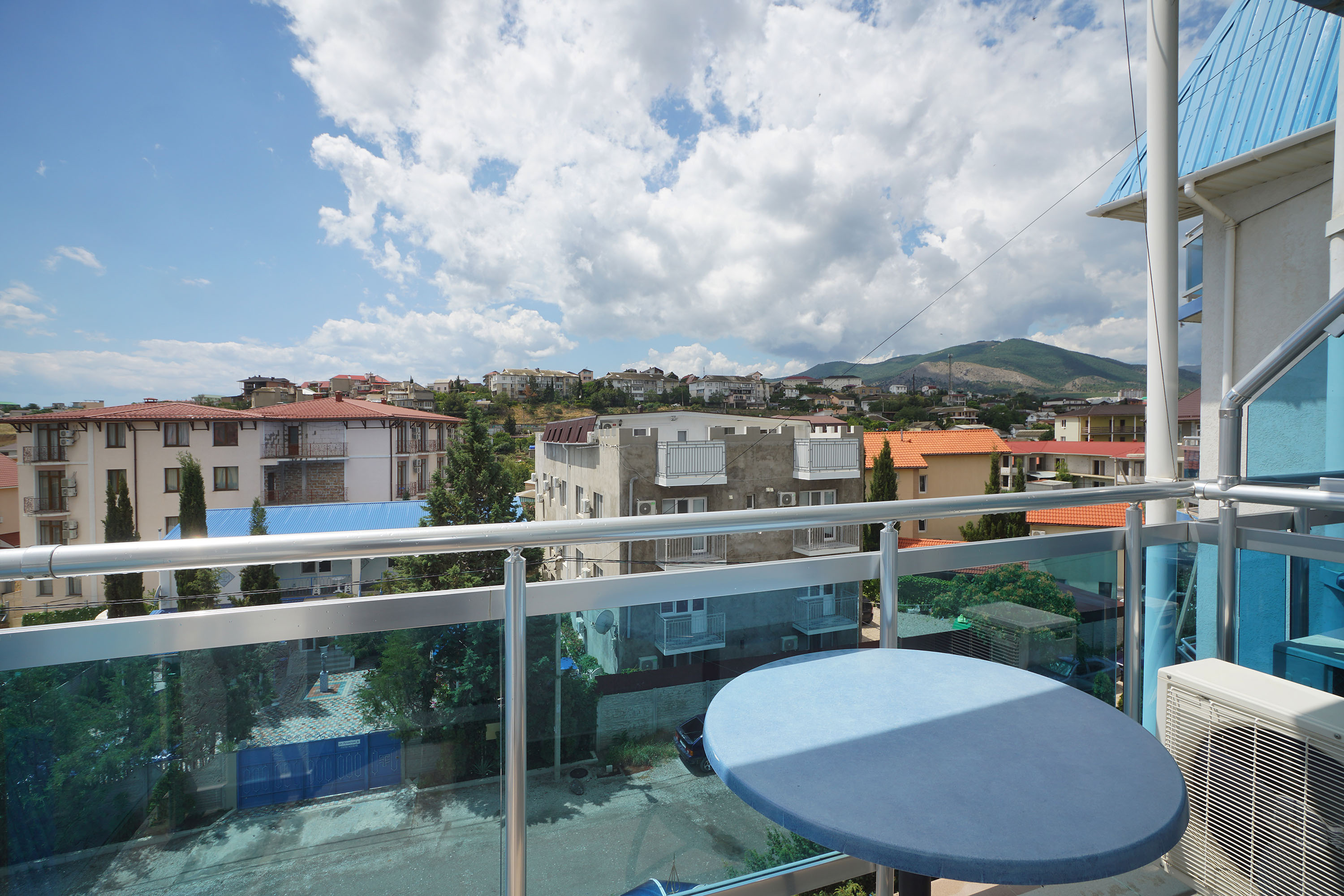 Двухместный номер с 1 кроватью или 2 отдельными кроватями и балконом