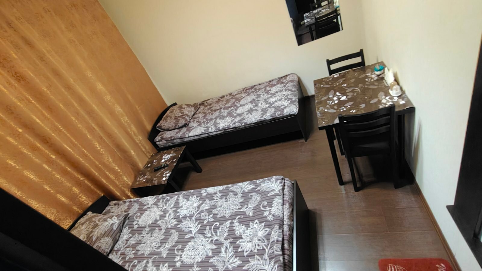 Двухместный номер Делюкс с 2 двуспальными кроватями