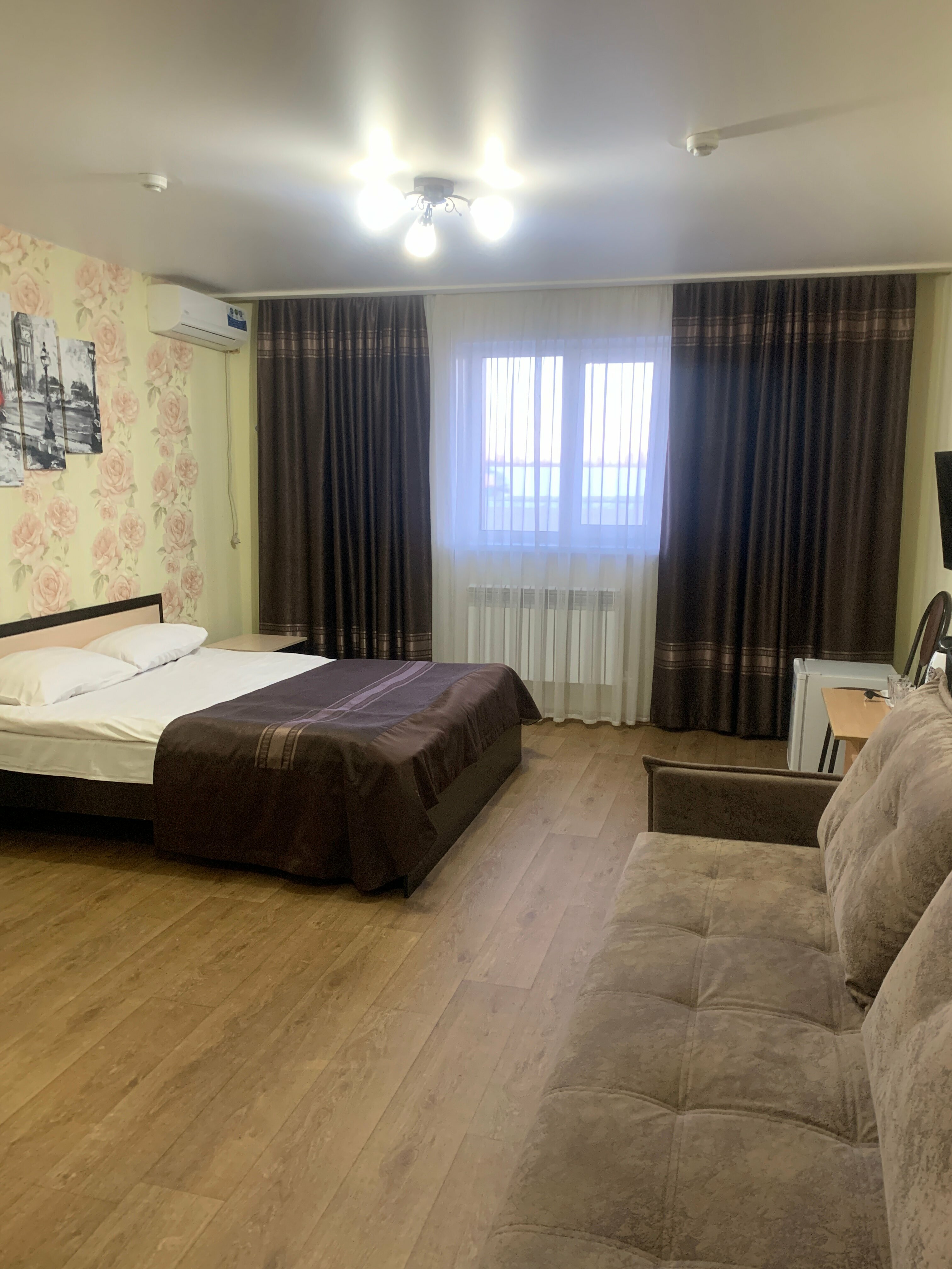 Cемейный номер с собственной ванной комнатой