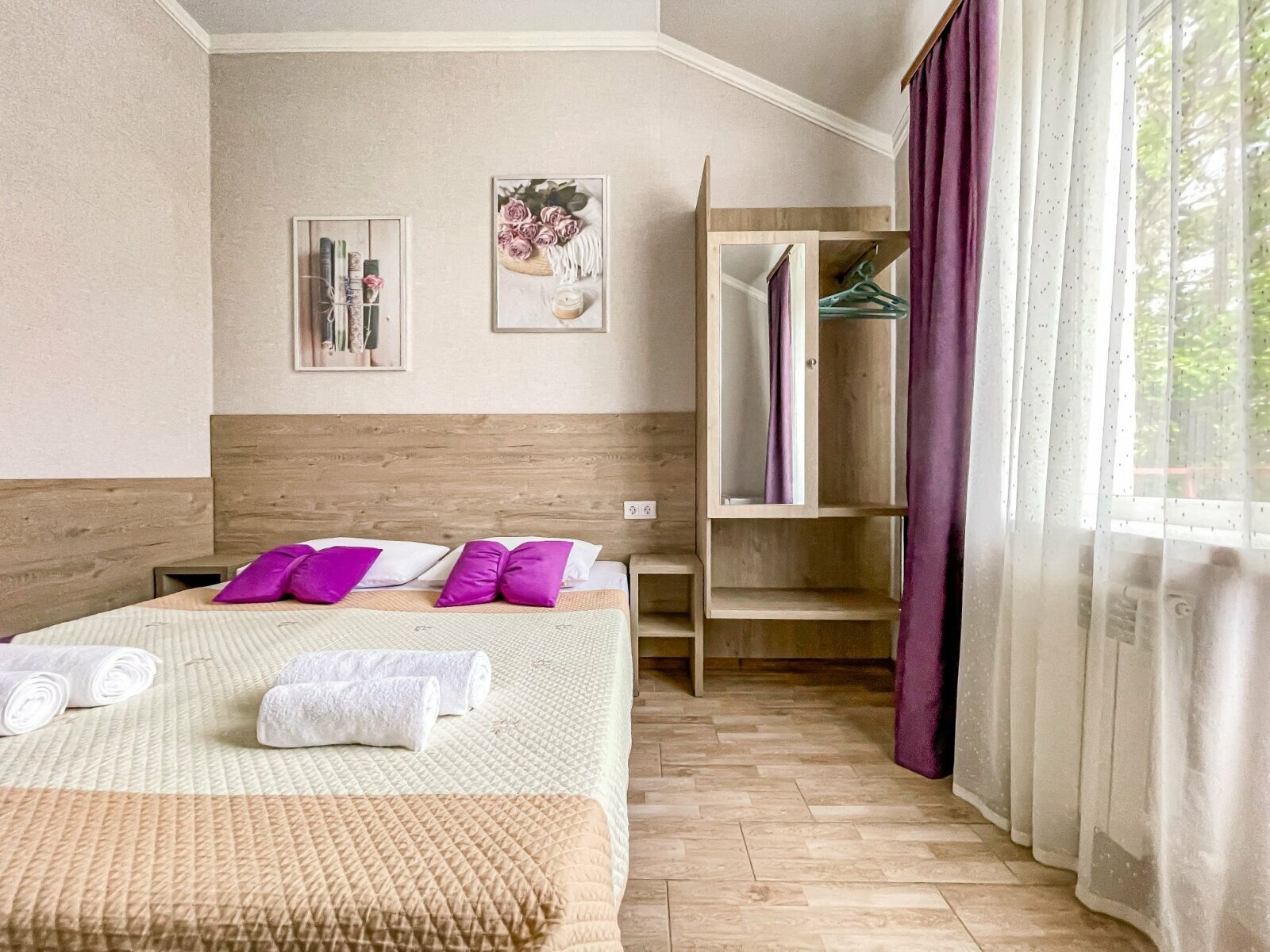 Улучшенный номер с кроватью размера «king-size» или 2 отдельными кроватями