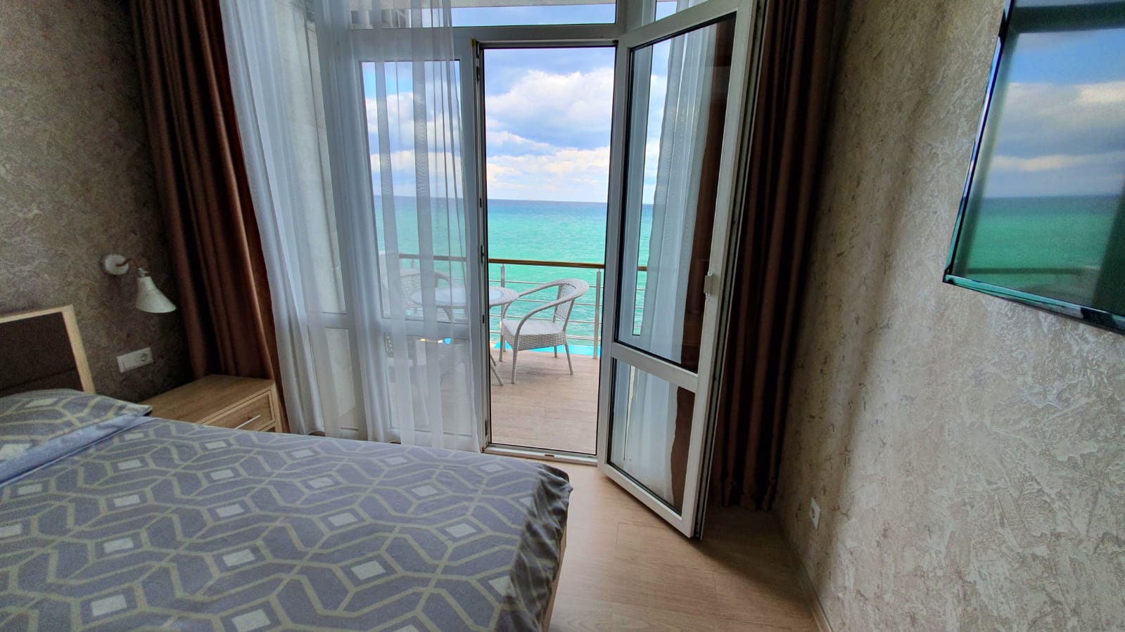 Четырехместный номер с видом на море