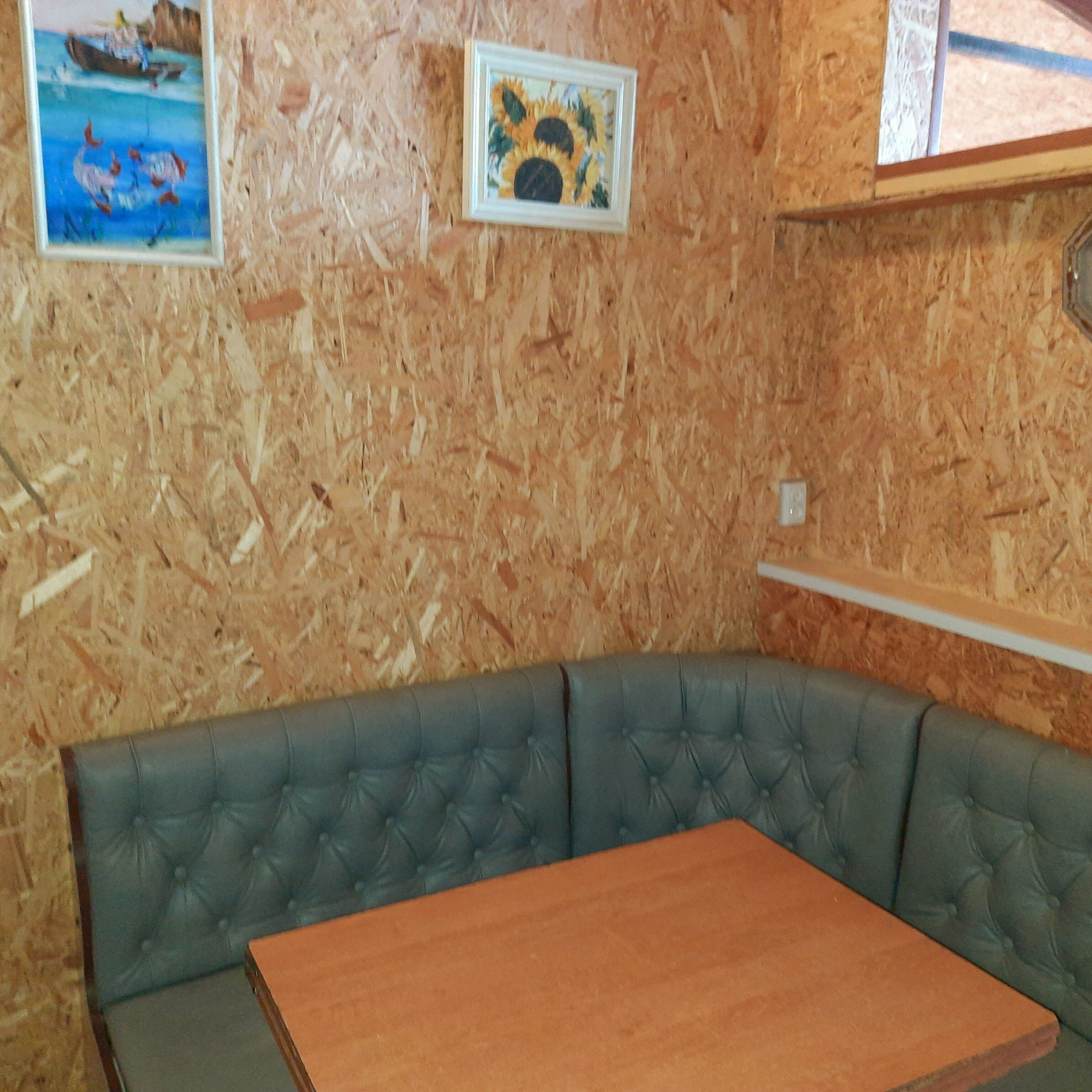 Улучшенный четырехместный номер