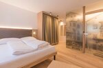 Двухместный номер с 1 двуспальной кроватью в Belvenu Boutique Hotel