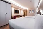 Семейный номер, 2 двуспальные кровати «Квин-сайз» (Deluxe) в DoubleTree by Hilton Hotel Yerevan City Centre