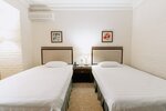 Стандартный двухместный номер с 2 односпальными кроватями в Sharq Hotel
