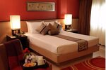 Standard Room for 2 people в The Rose Hotel Bangkok