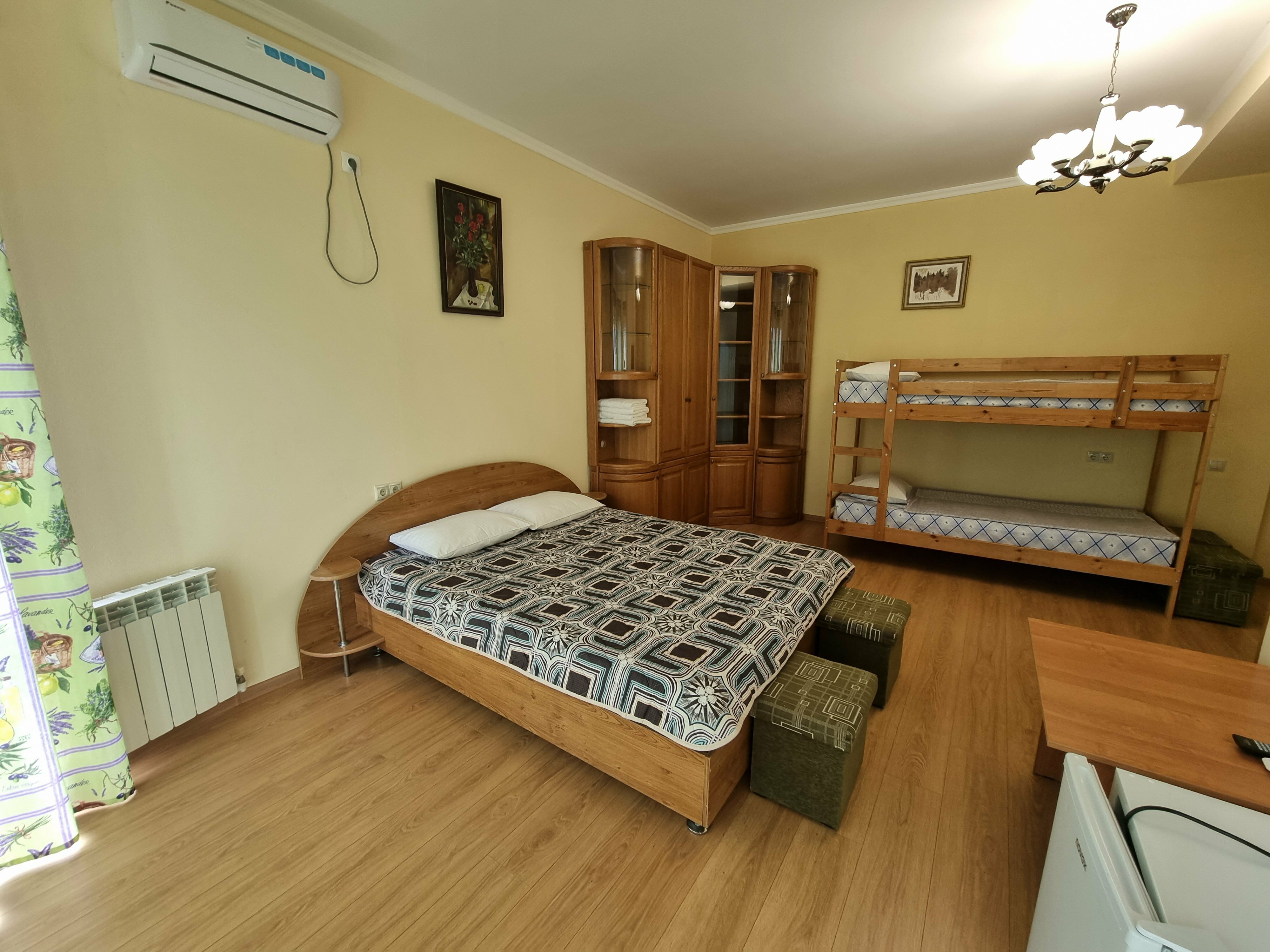 Стандартный четырехместный номер