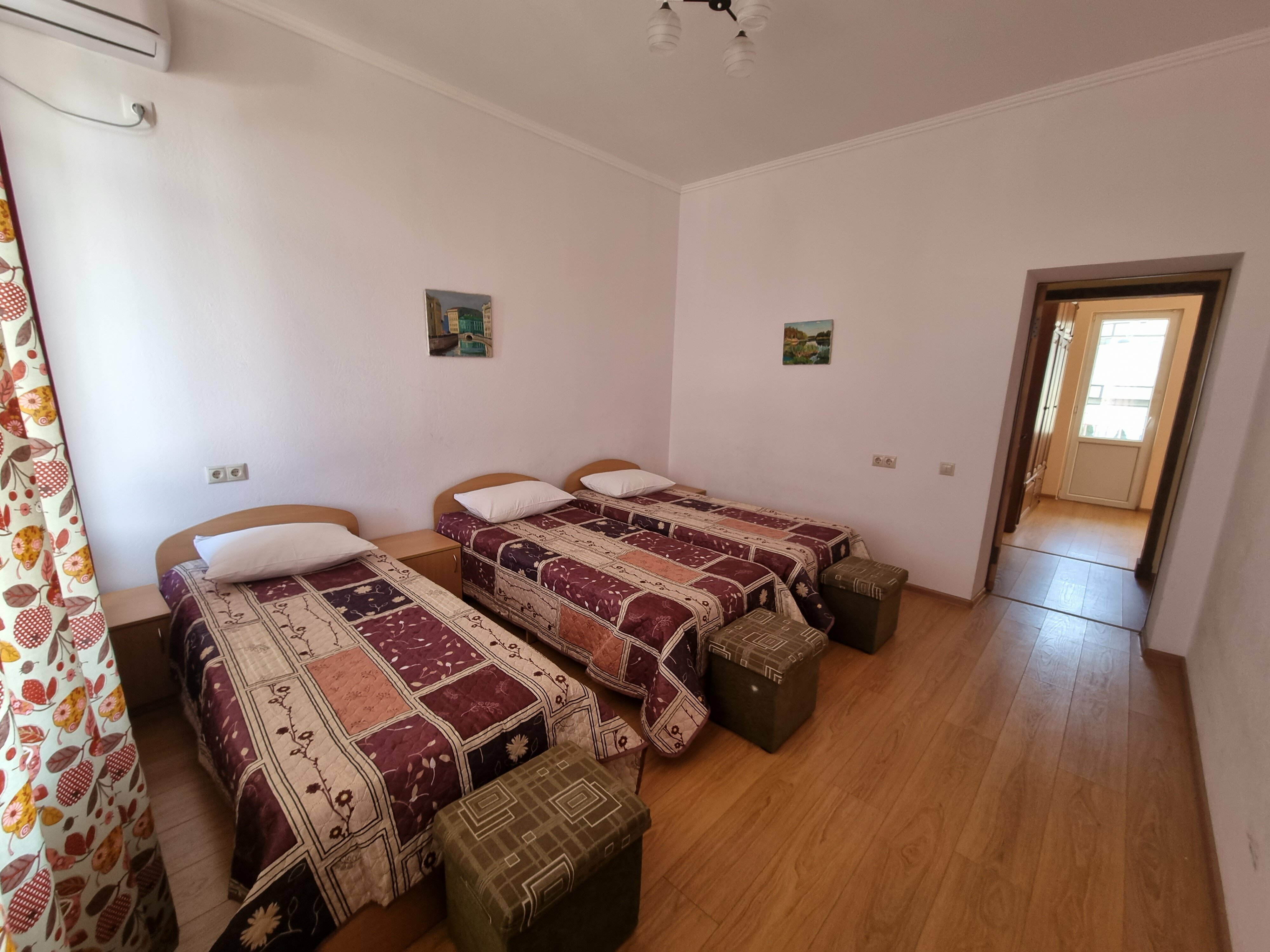 Семейный номер с балконом