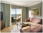 Улучшенный люкс, 1 двуспальная кровать «Кинг-сайз», вид на сад в Rixos Premium Bodrum