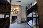 Bed in 9-Bed Mixed Dormitory Room with Shared Bathroom в PubLove  The Crown Battersea