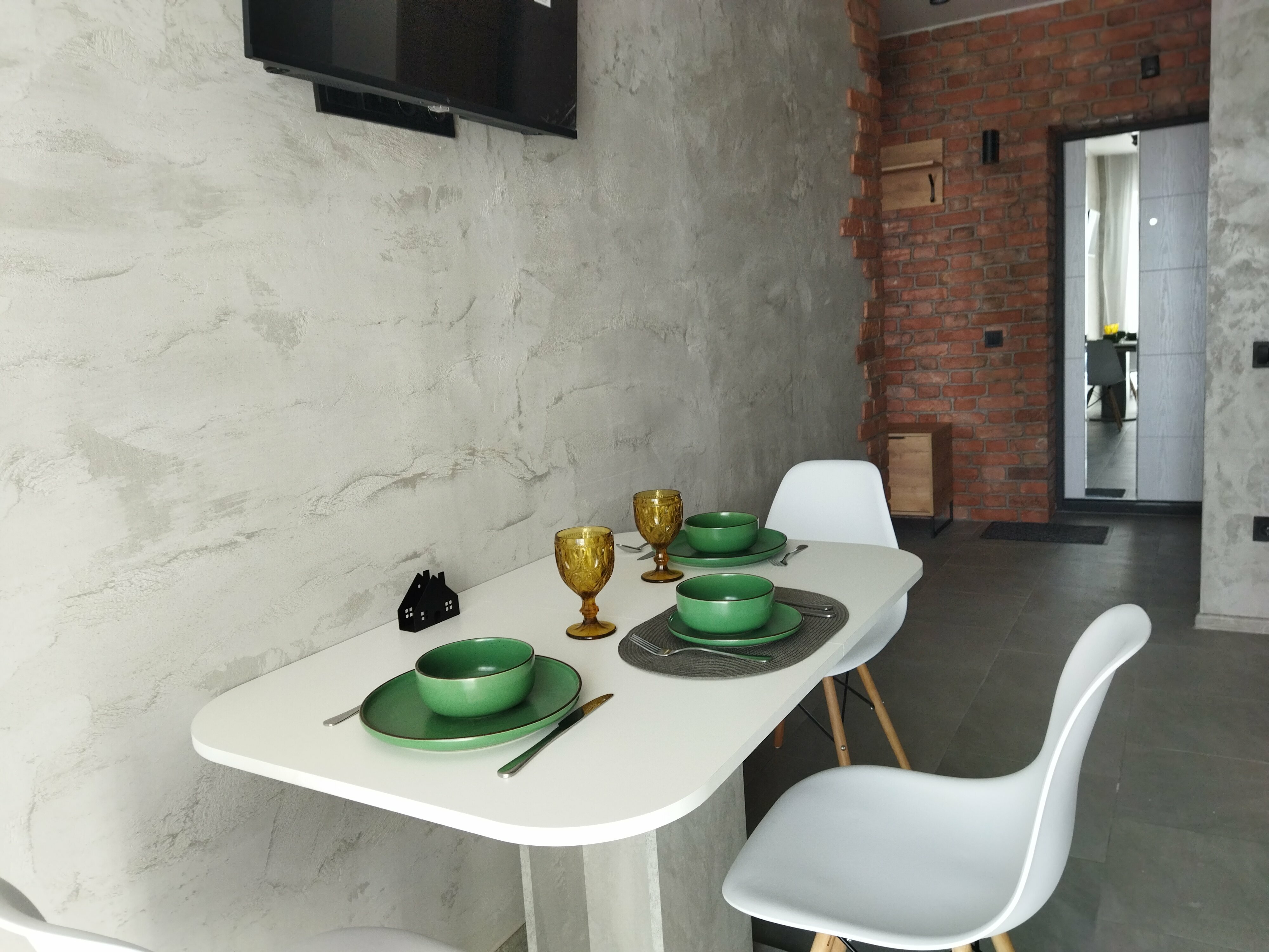 Апартаменты м кондиционером и лоджией