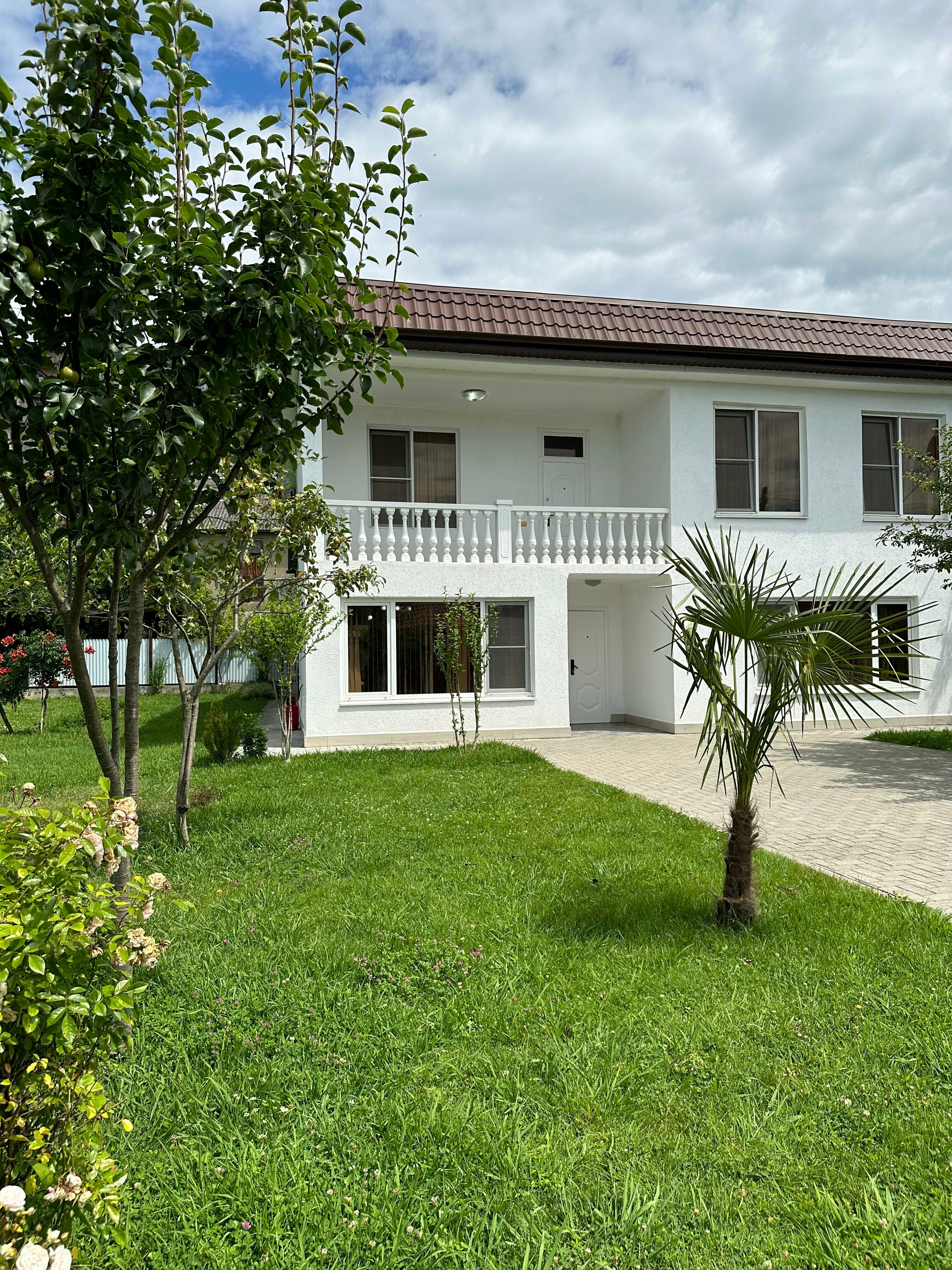 Дом с 4 спальнями