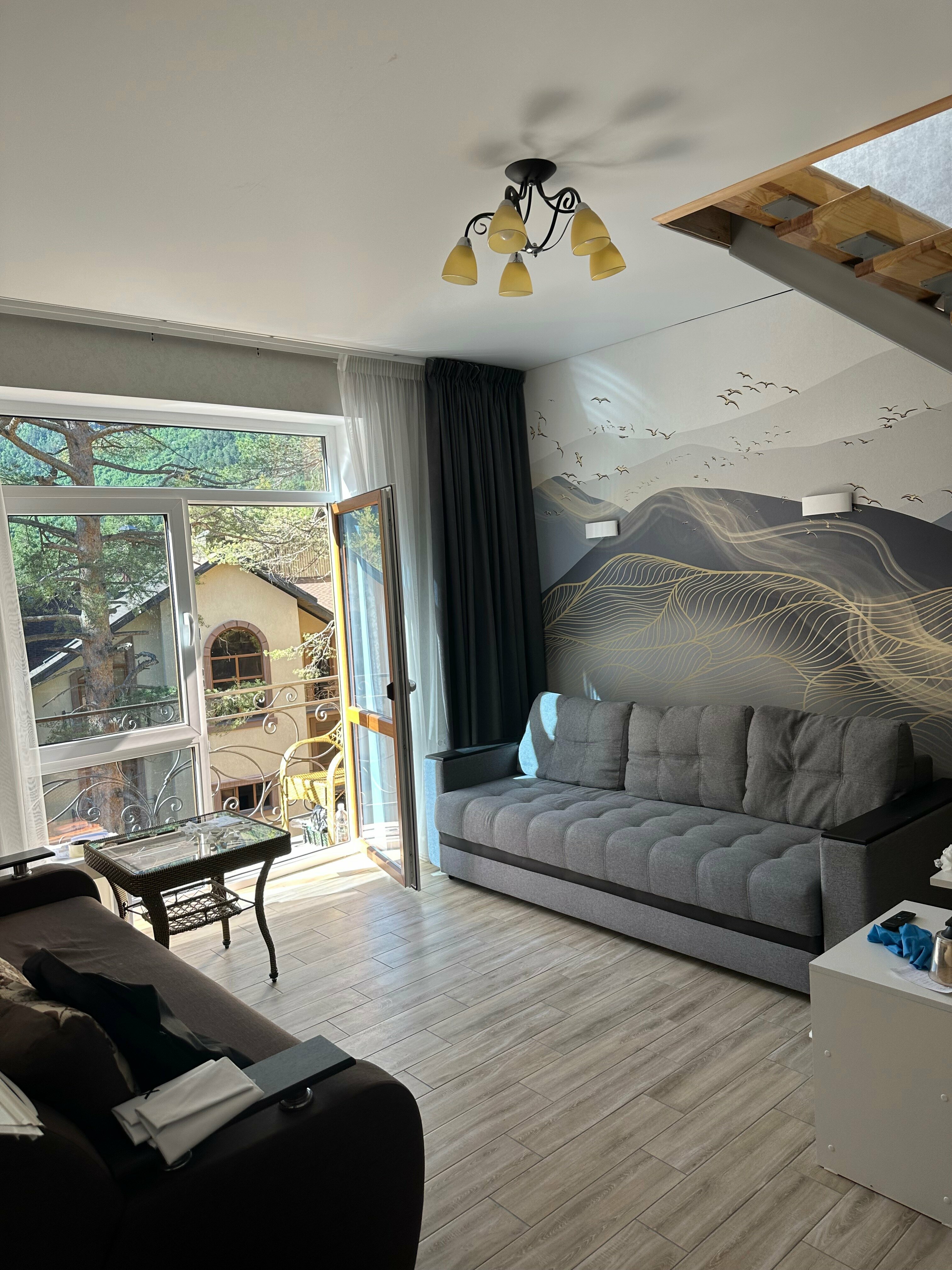 Пентхаус с видом на горы