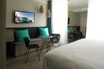 Номер «Делюкс», 1 двуспальная кровать «Кинг-сайз», для некурящих (Twin bed on request) в Best Western Plus Hotel La Joliette